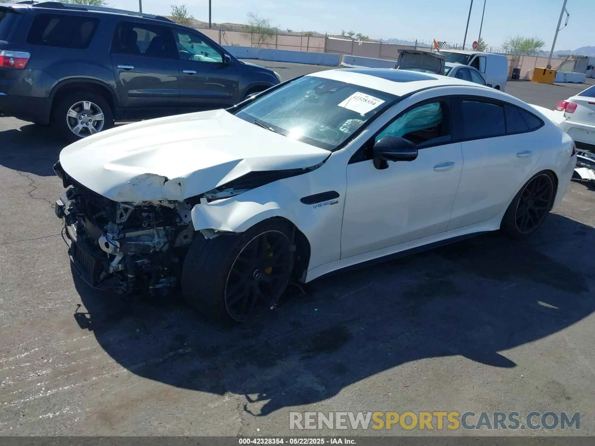 15 fotografías del automóvil dañado WDD7X8KB5KA001364 MERCEDES-BENZ AMG GT 63 4-DOOR COUPE 2019