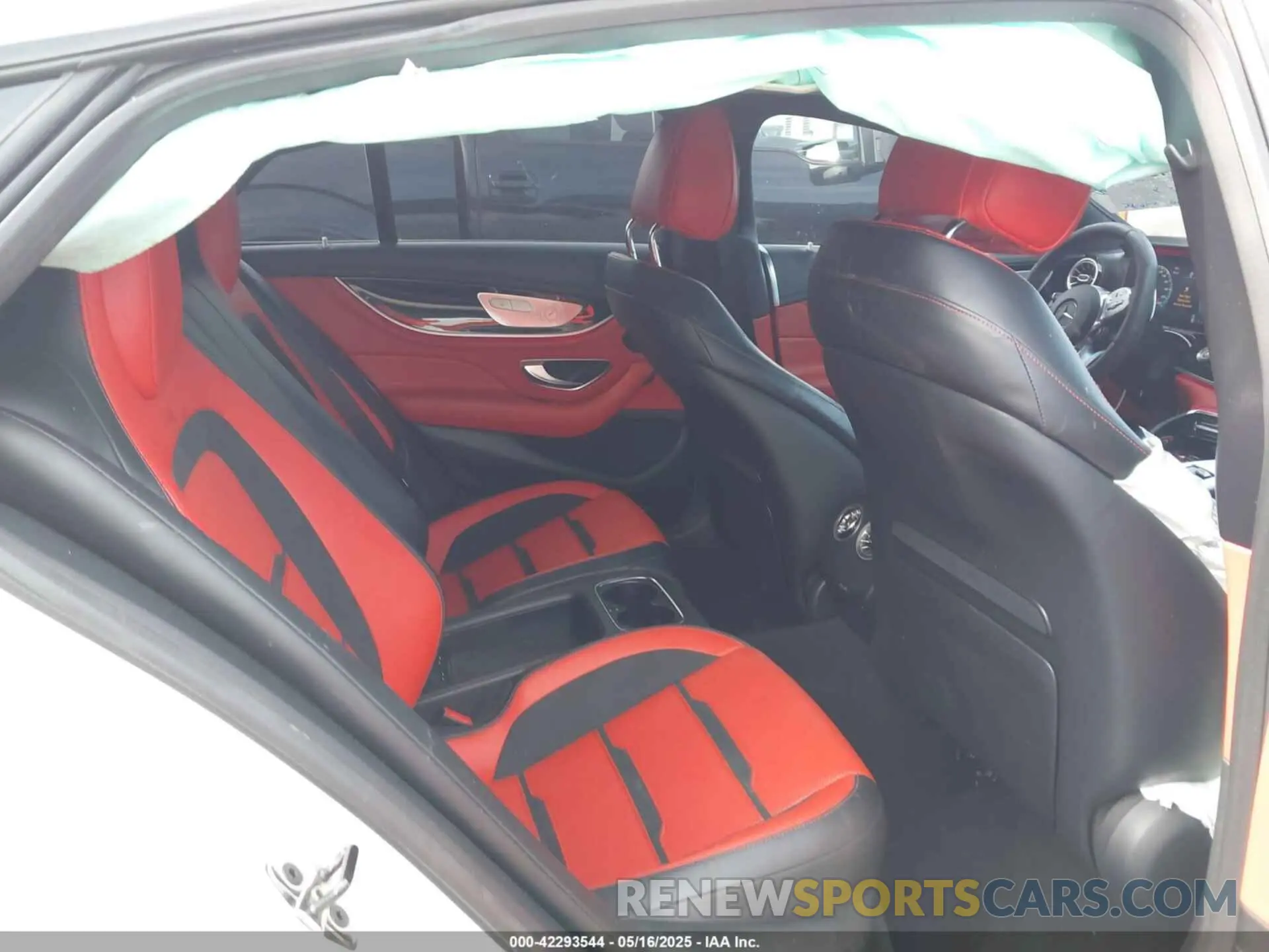 8 fotografías del automóvil dañado WDD7X8KB3LA014583 MERCEDES-BENZ AMG GT 63 4-DOOR COUPE 2020