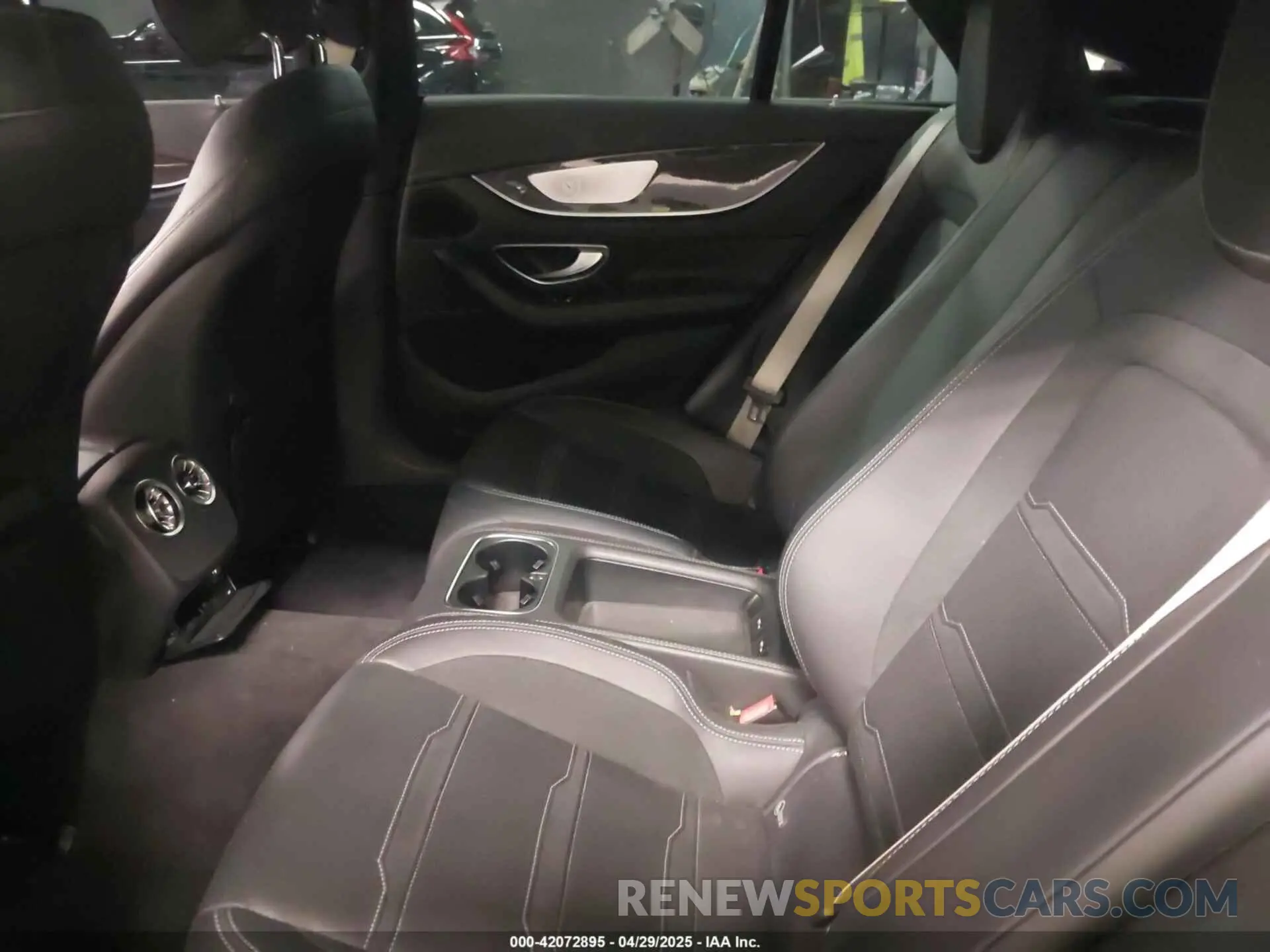 8 fotografías del automóvil dañado W1K7X8KB8MA036533 MERCEDES-BENZ AMG GT 63 4-DOOR COUPE 2021