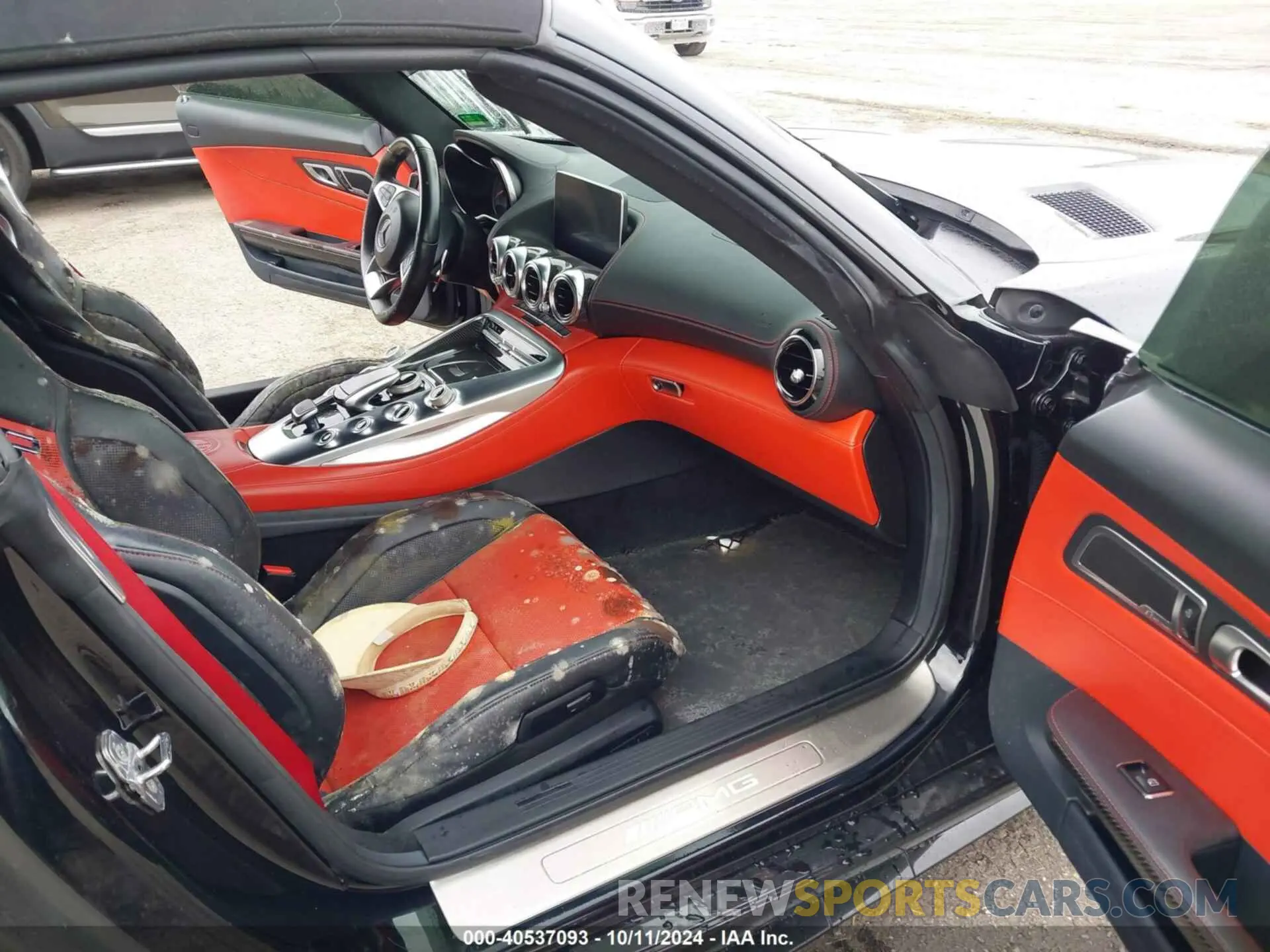 5 fotografías del automóvil dañado WDDYK8AA2KA023768 MERCEDES-BENZ AMG GT C 2019