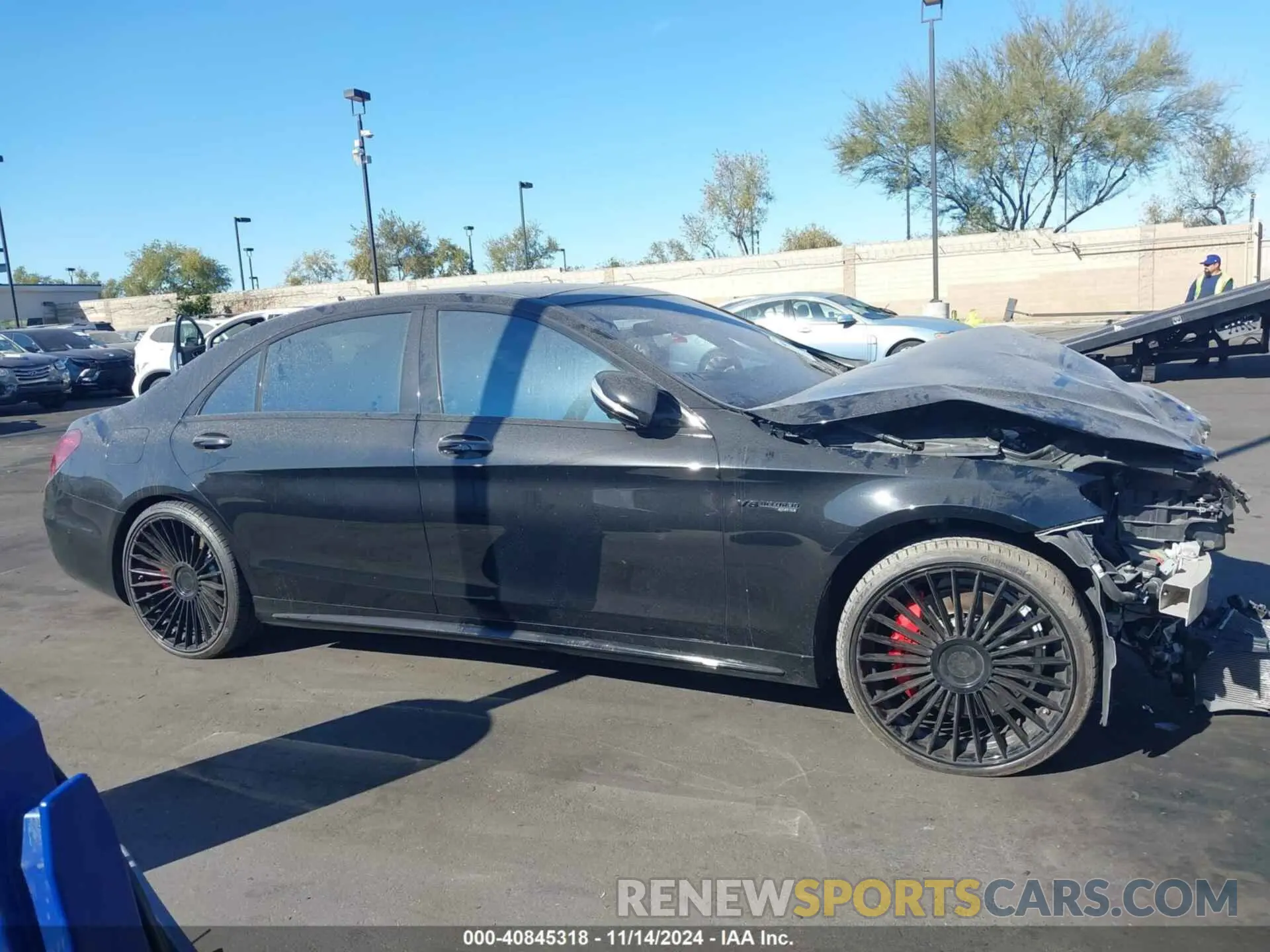 12 fotografías del automóvil dañado WDDUG8JB1KA436273 MERCEDES-BENZ AMG S 63 2019