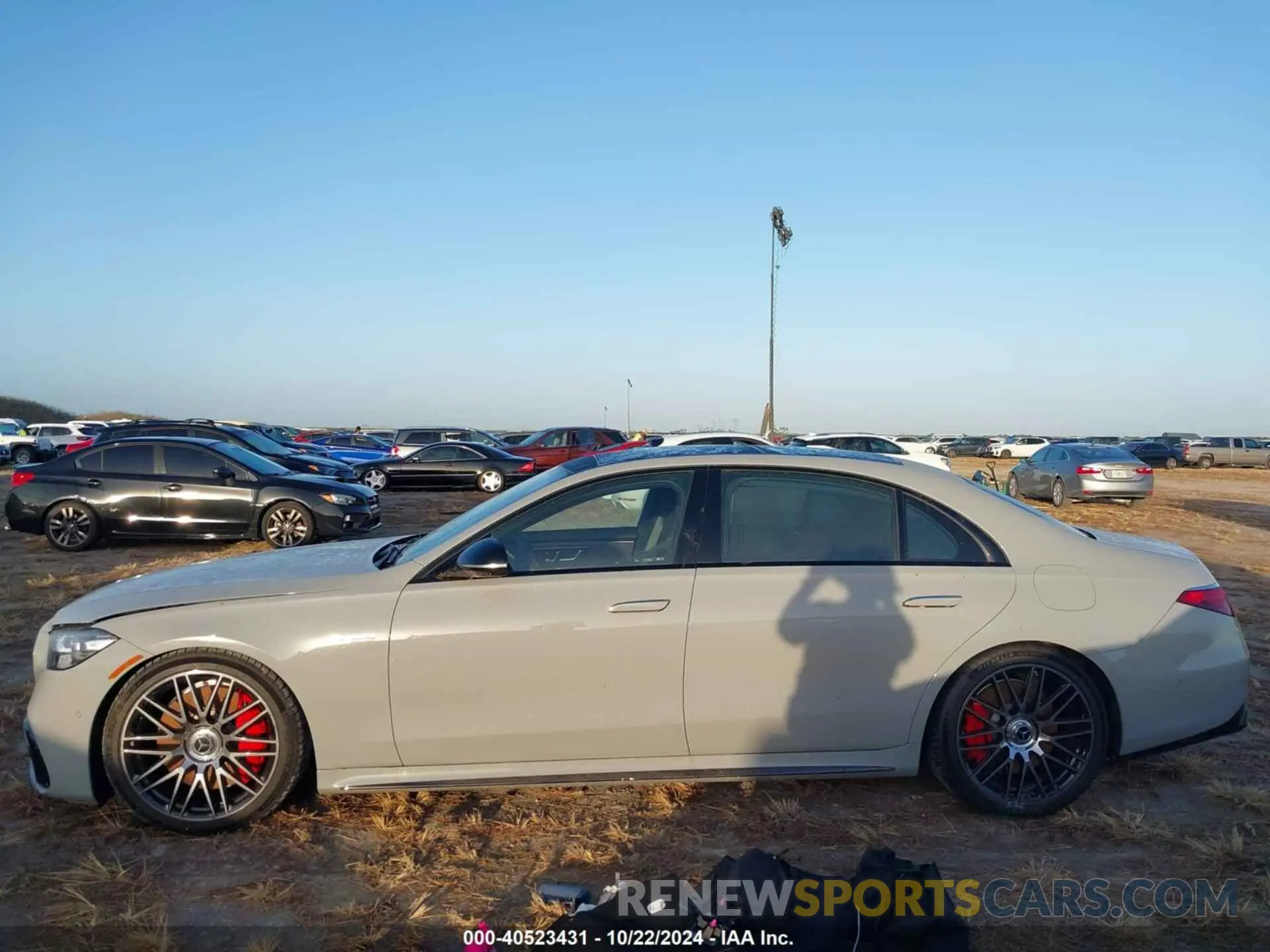 14 fotografías del automóvil dañado W1K6G8CB2RA271513 MERCEDES-BENZ AMG S 63 E 2024