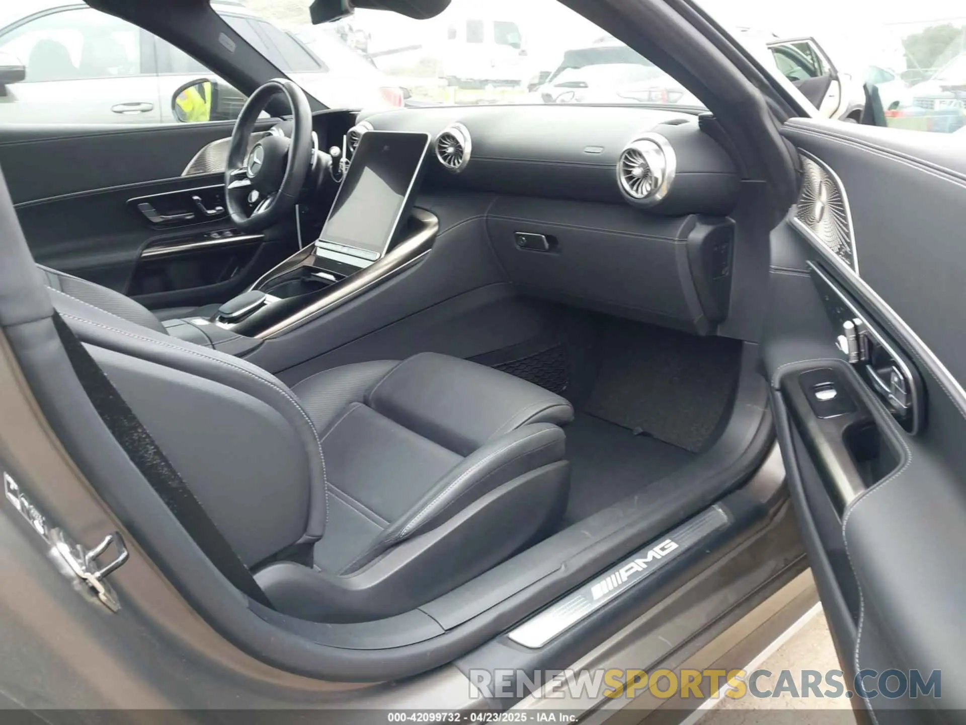 5 fotografías del automóvil dañado W1KVK5AB3PF017966 MERCEDES-BENZ AMG SL 43 2023