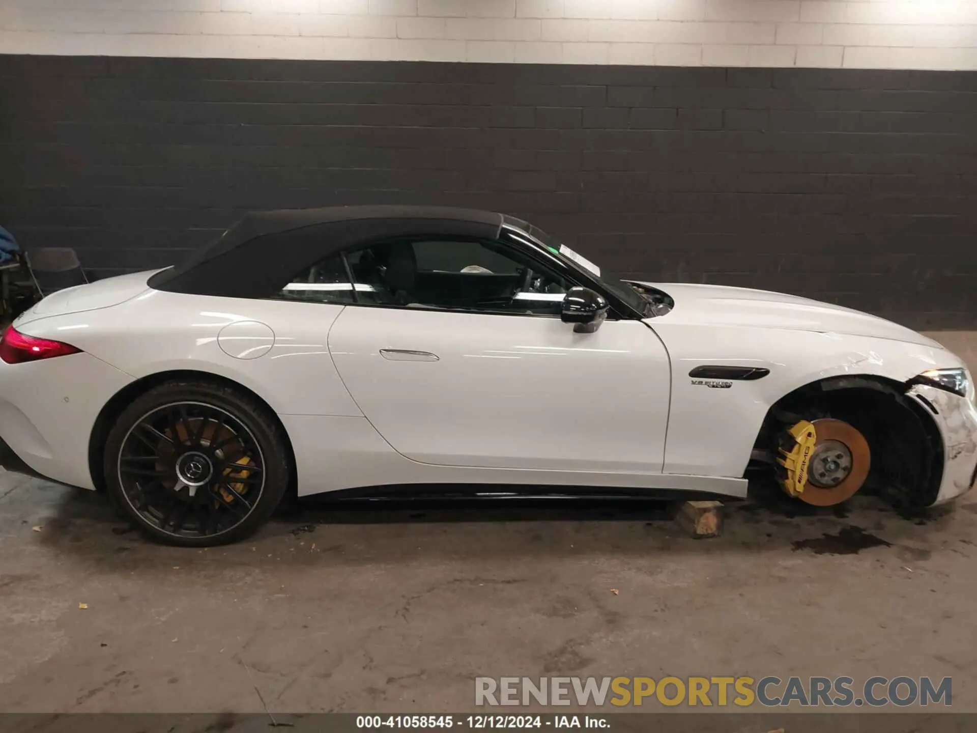 13 fotografías del automóvil dañado W1KVK8AB2NF009047 MERCEDES-BENZ AMG SL 55 2022