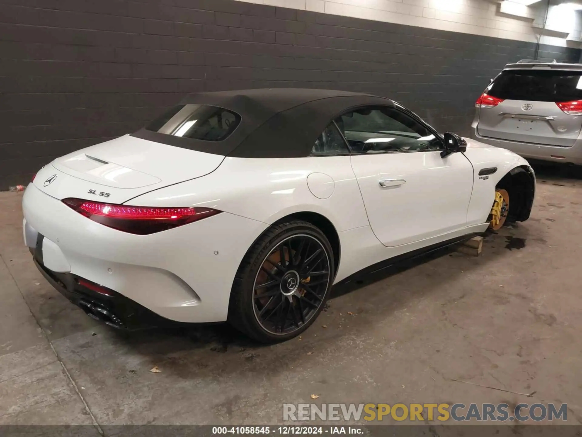 4 fotografías del automóvil dañado W1KVK8AB2NF009047 MERCEDES-BENZ AMG SL 55 2022