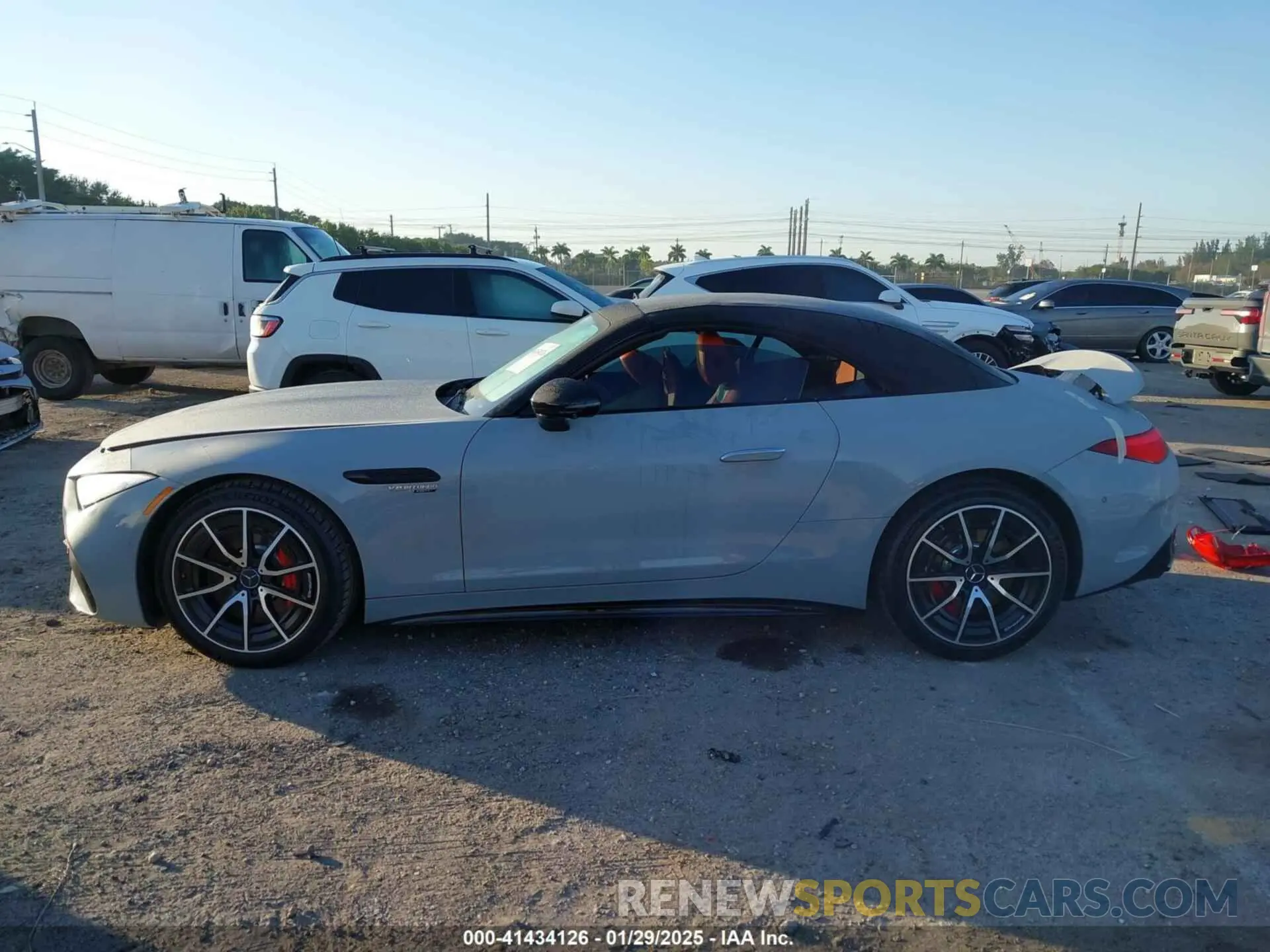14 fotografías del automóvil dañado W1KVK8AB3NF005086 MERCEDES-BENZ AMG SL 55 2022