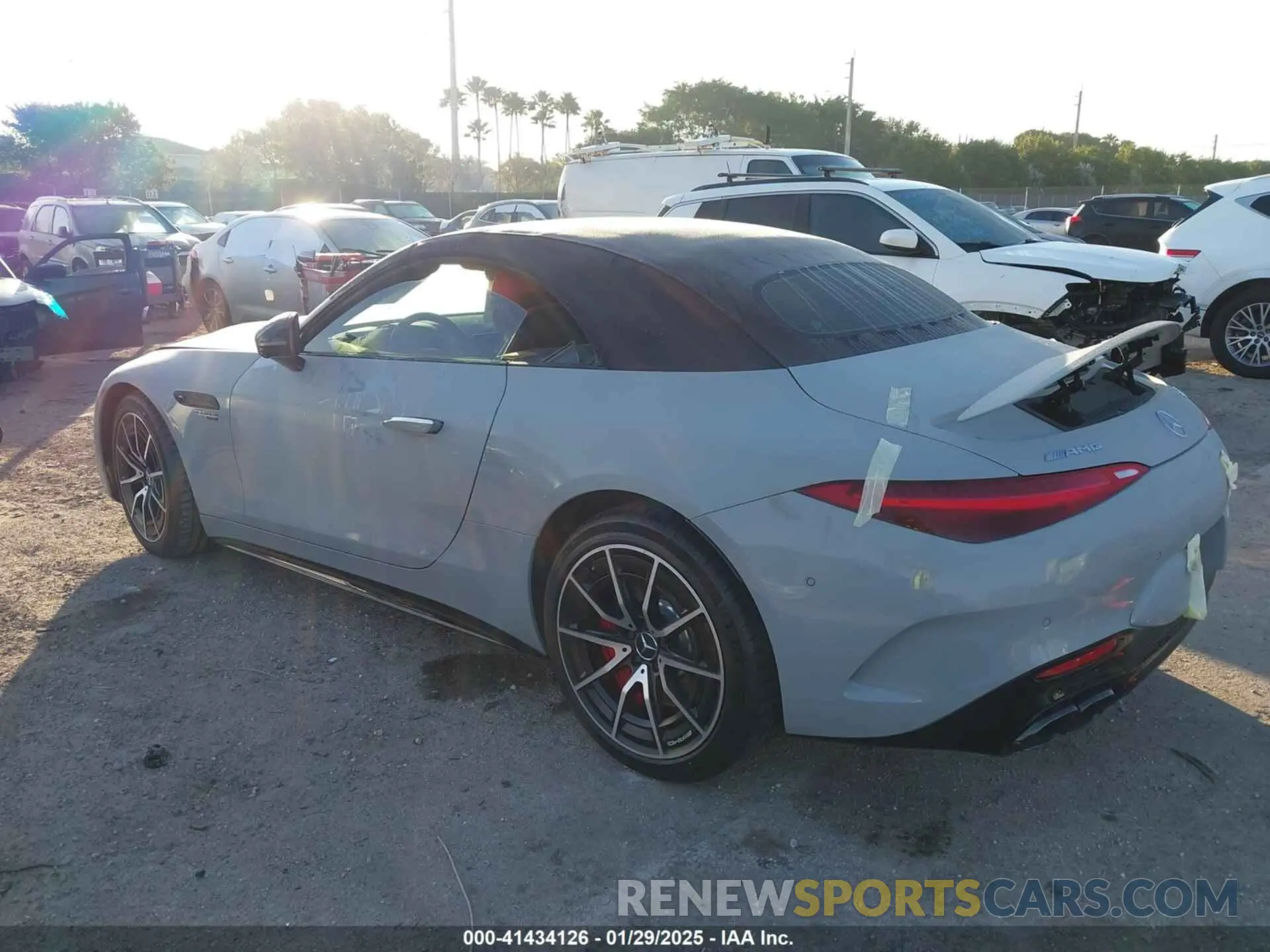 3 fotografías del automóvil dañado W1KVK8AB3NF005086 MERCEDES-BENZ AMG SL 55 2022