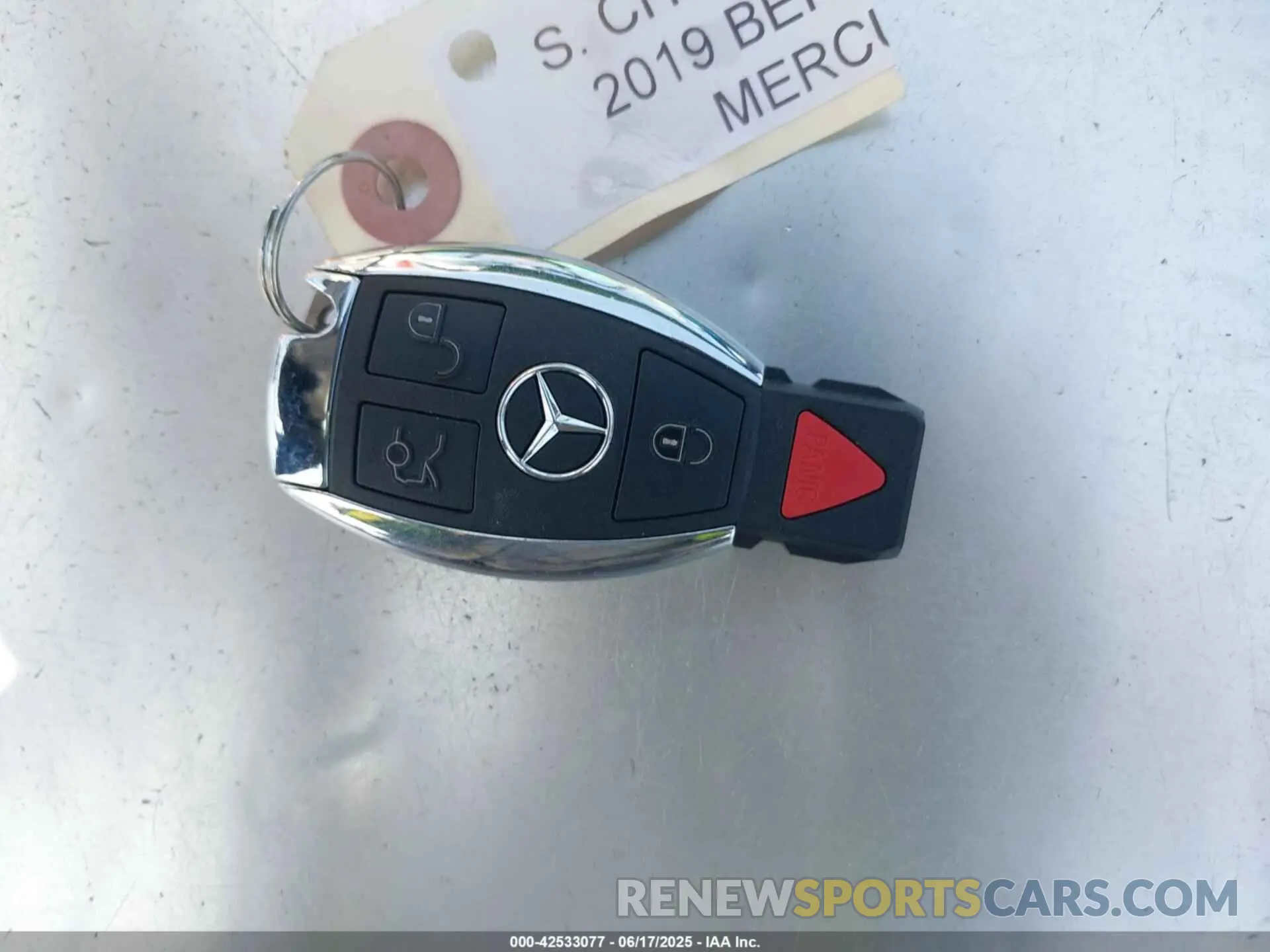 11 fotografías del automóvil dañado WDDPK6GA1KF158881 MERCEDES-BENZ AMG SLC 43 2019
