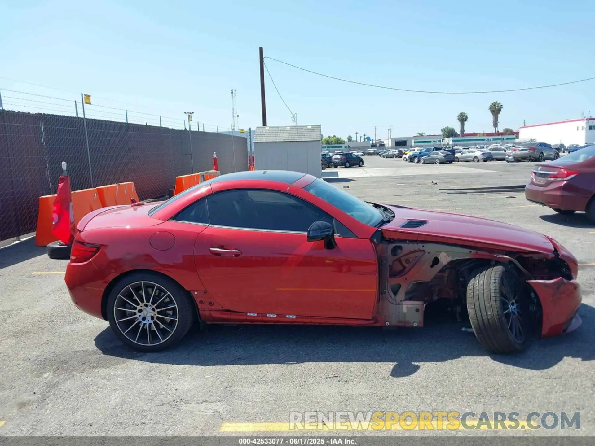 13 fotografías del automóvil dañado WDDPK6GA1KF158881 MERCEDES-BENZ AMG SLC 43 2019