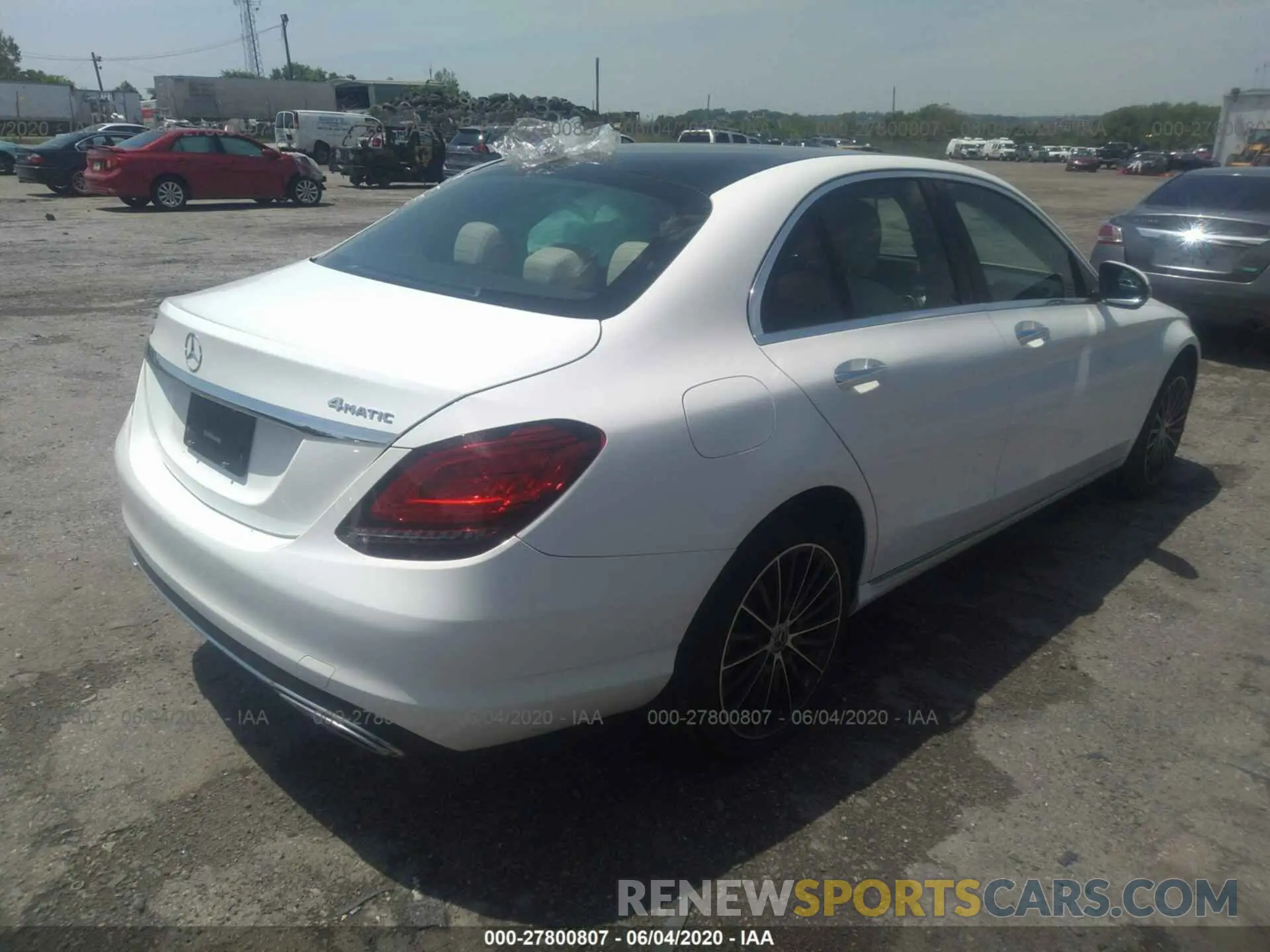 4 fotografías del automóvil dañado 55SWF8EB7KU306651 MERCEDES-BENZ C 2019