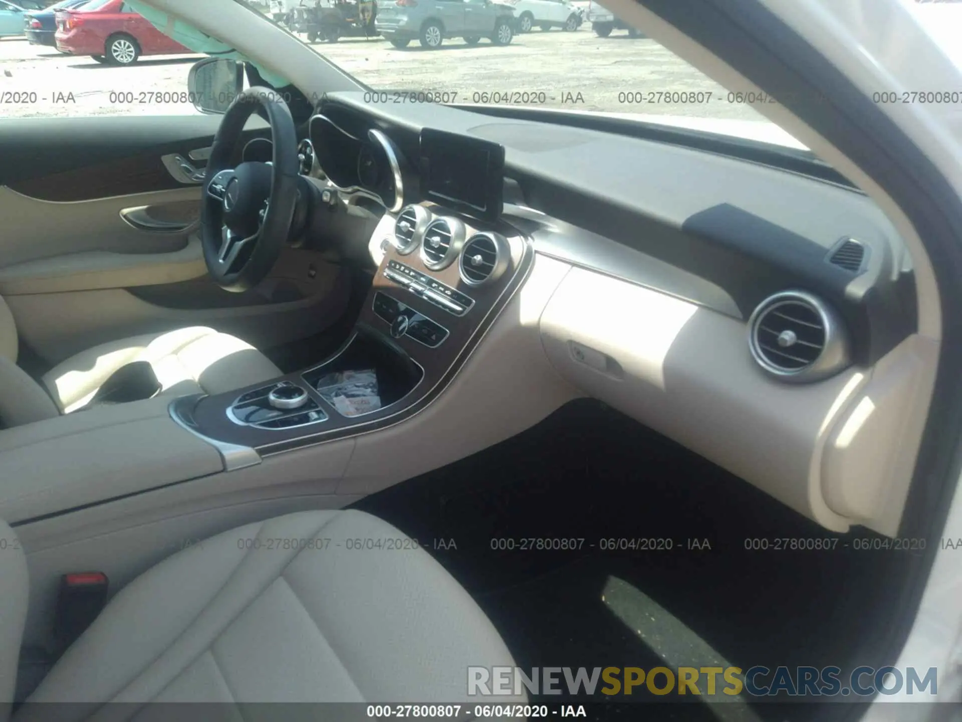 5 fotografías del automóvil dañado 55SWF8EB7KU306651 MERCEDES-BENZ C 2019