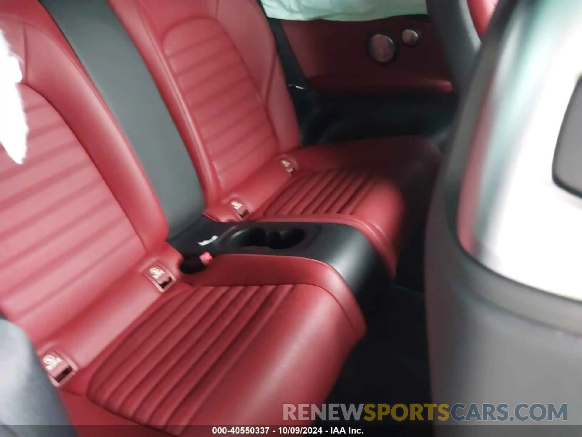 8 fotografías del automóvil dañado WDDWJ6EBXKF797173 MERCEDES-BENZ C 2019
