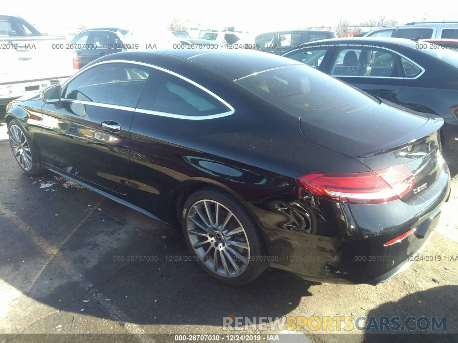 3 fotografías del automóvil dañado WDDWJ8DB7KF839635 MERCEDES-BENZ C 2019