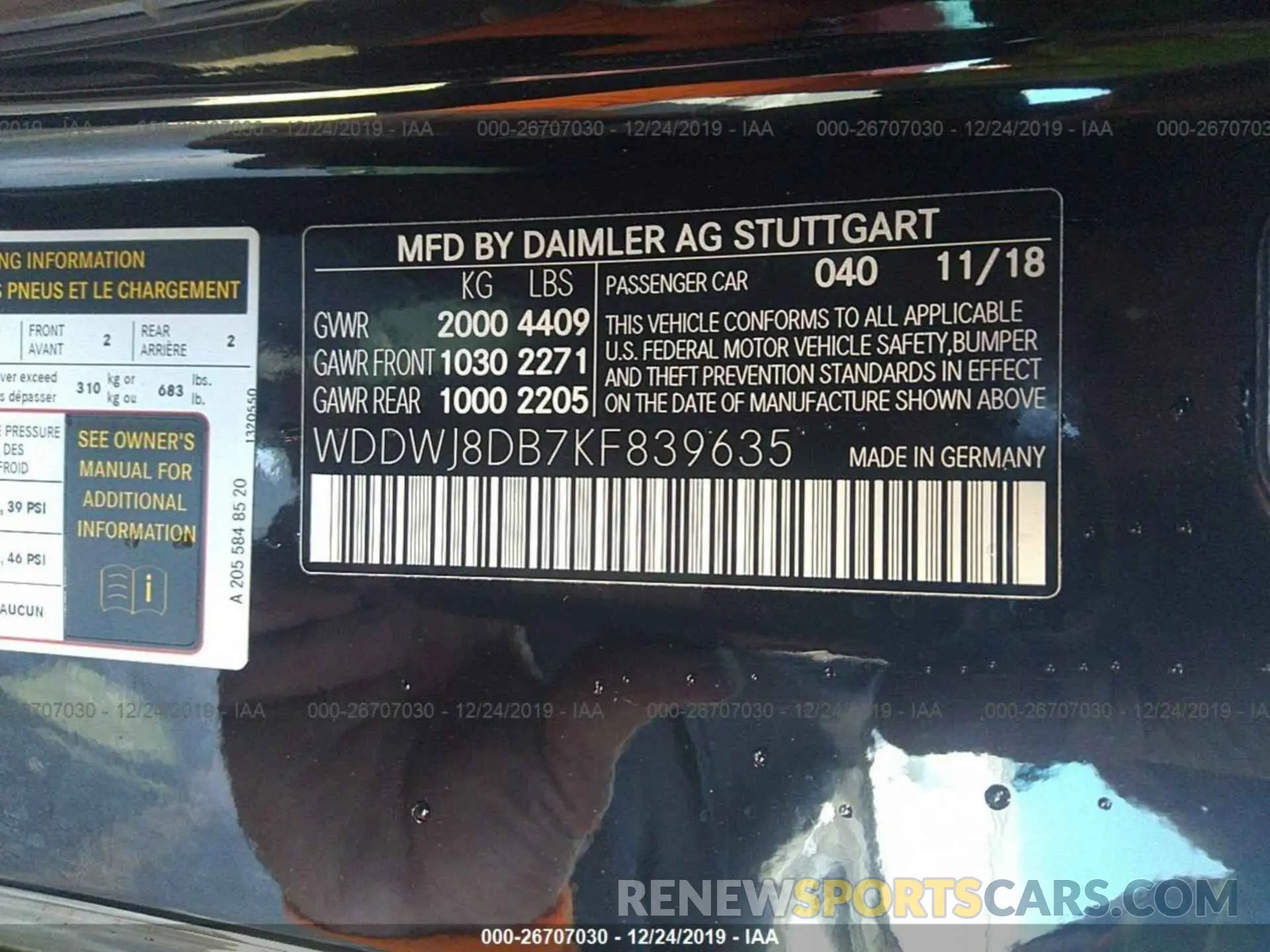 9 fotografías del automóvil dañado WDDWJ8DB7KF839635 MERCEDES-BENZ C 2019