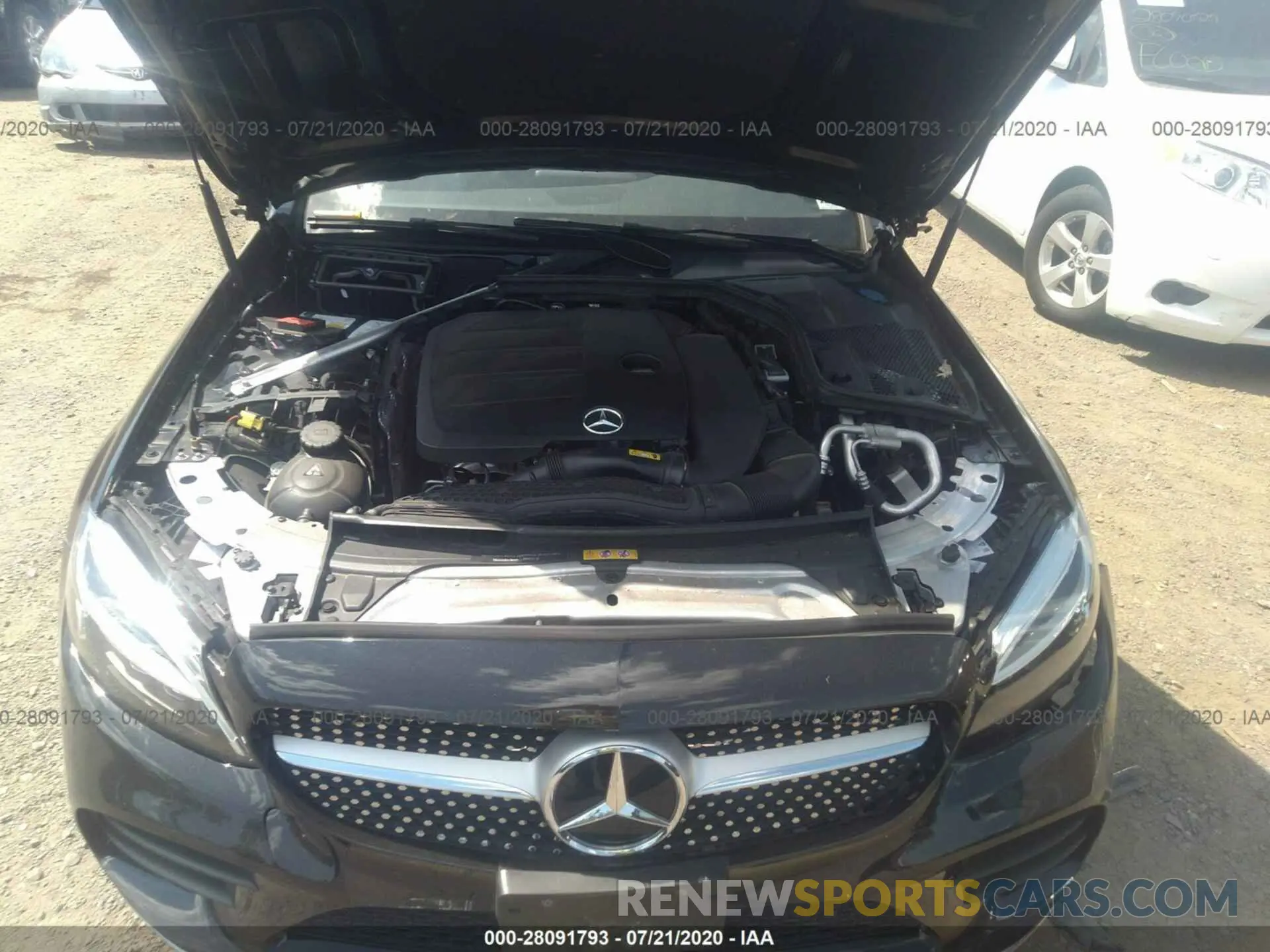 10 fotografías del automóvil dañado WDDWJ8EB0KF829981 MERCEDES-BENZ C 2019