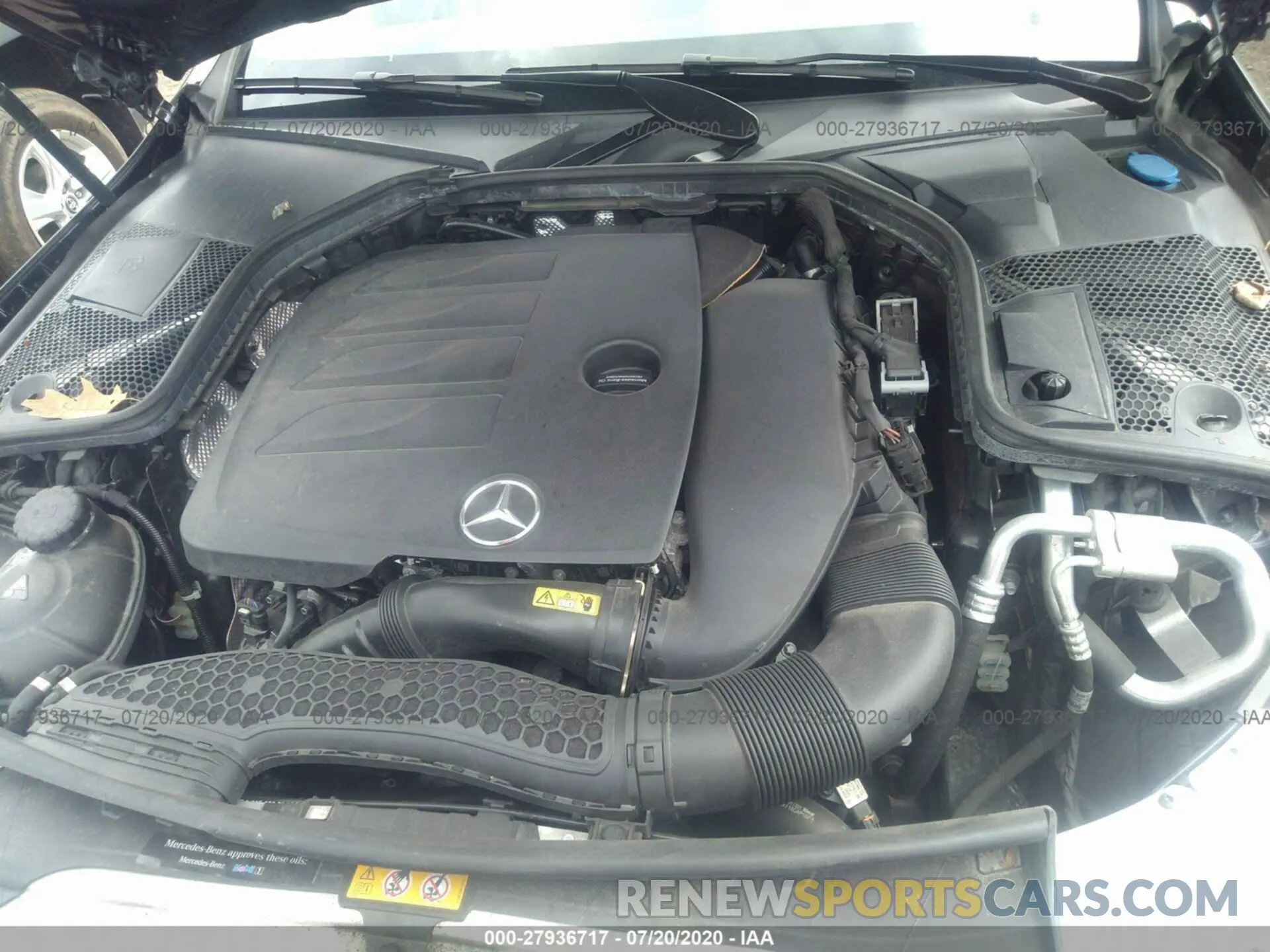 10 fotografías del automóvil dañado WDDWJ8EB1KF773758 MERCEDES-BENZ C 2019
