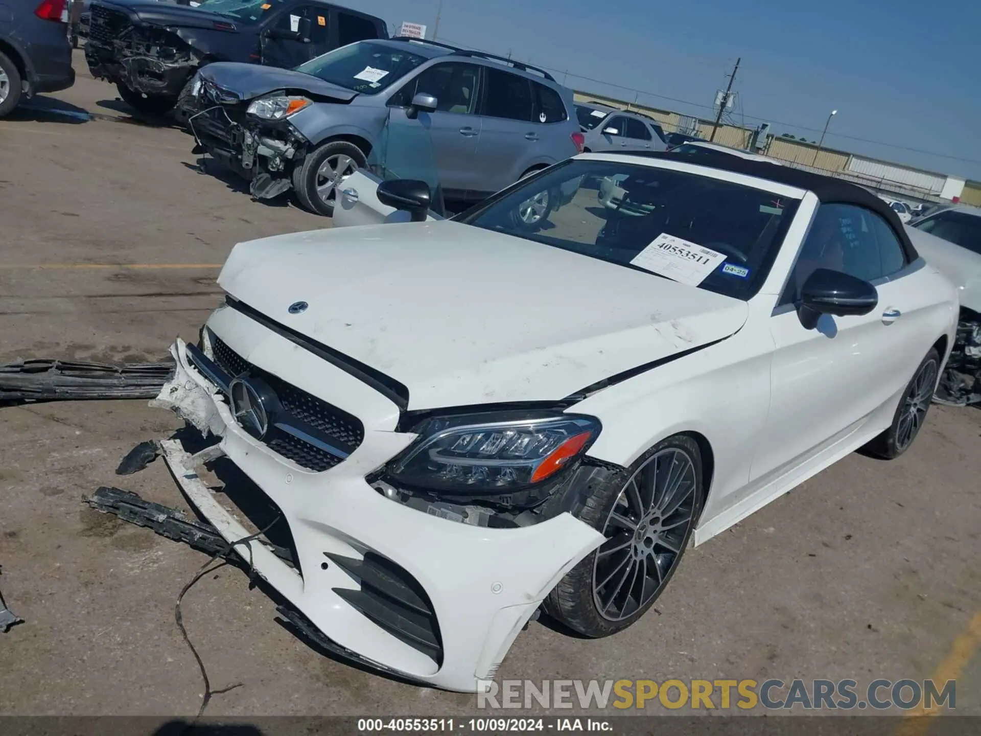 2 fotografías del automóvil dañado W1KWK8DB3PG127959 MERCEDES-BENZ C 2023