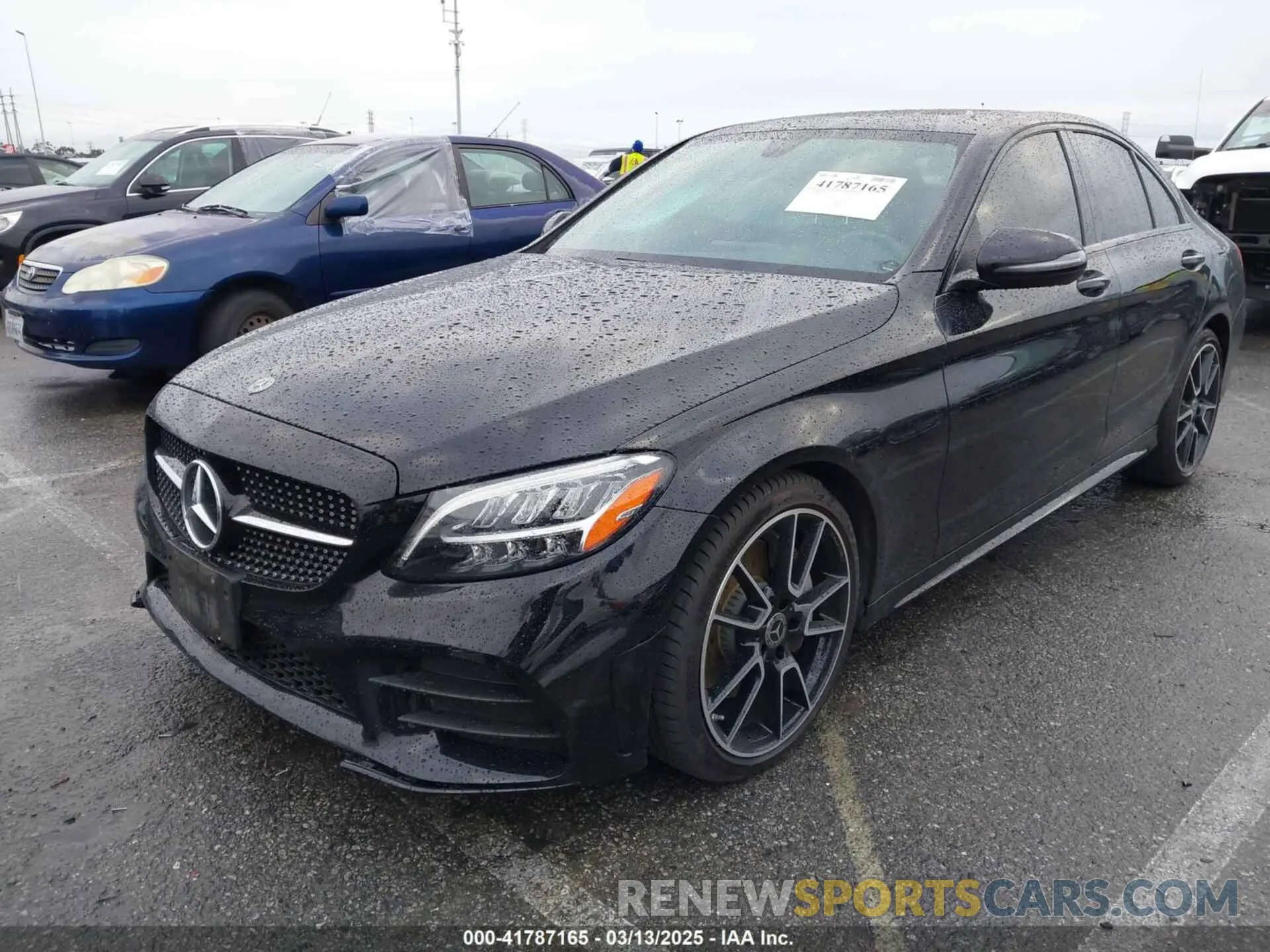 2 fotografías del automóvil dañado 55SWF8DB0KU296336 MERCEDES-BENZ C 300 2019