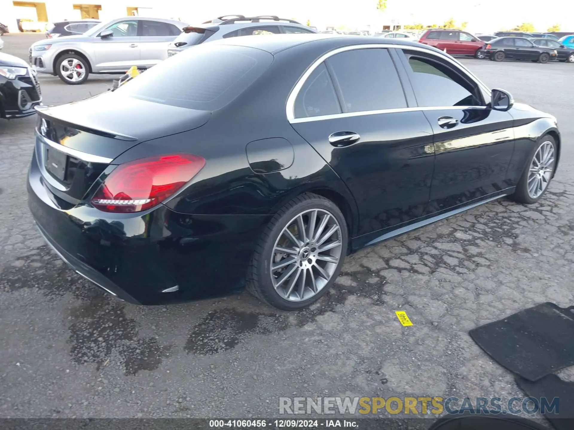 4 fotografías del automóvil dañado 55SWF8DB0KU300904 MERCEDES-BENZ C 300 2019