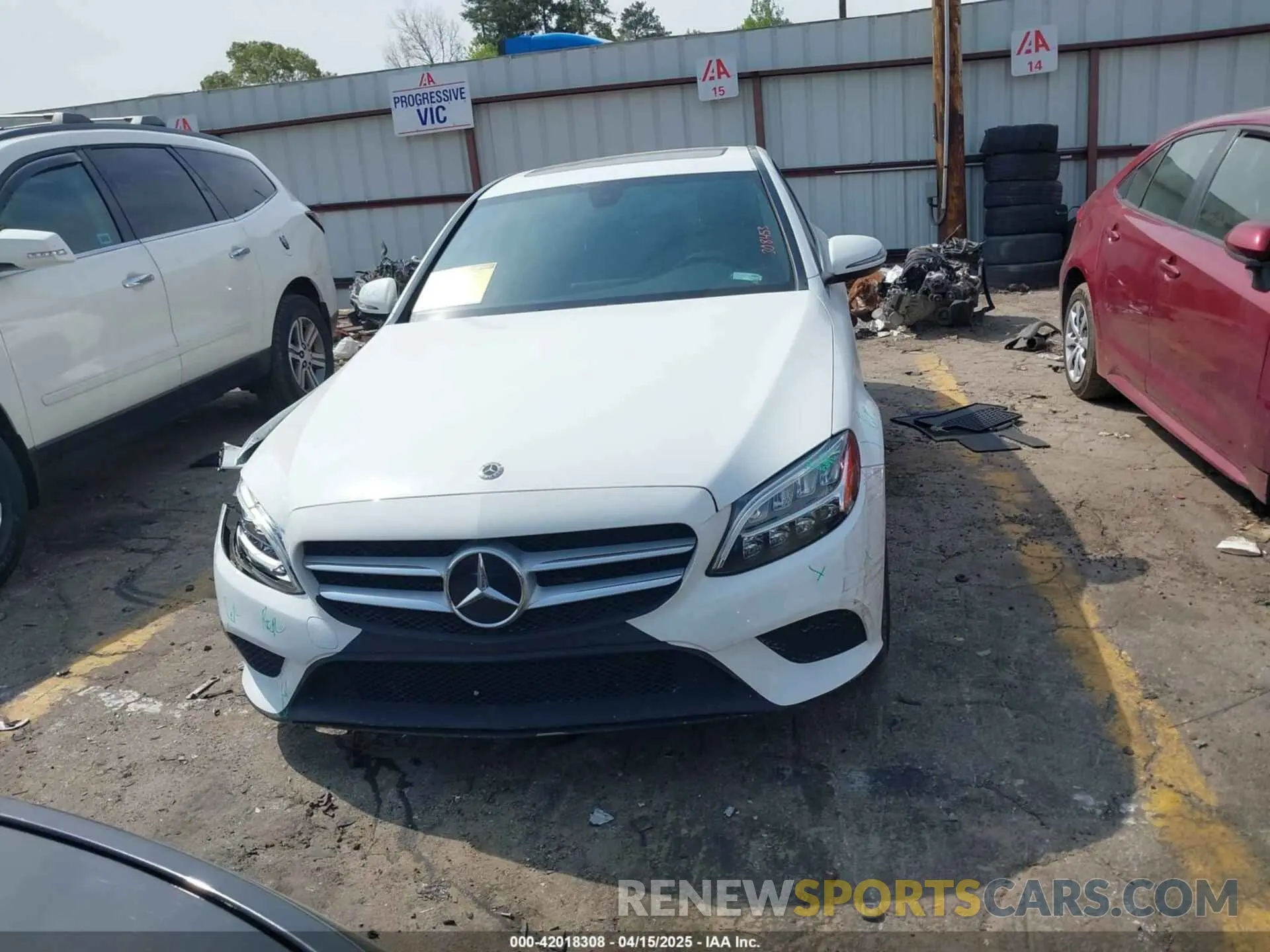 12 fotografías del automóvil dañado 55SWF8DB0KU308453 MERCEDES-BENZ C 300 2019