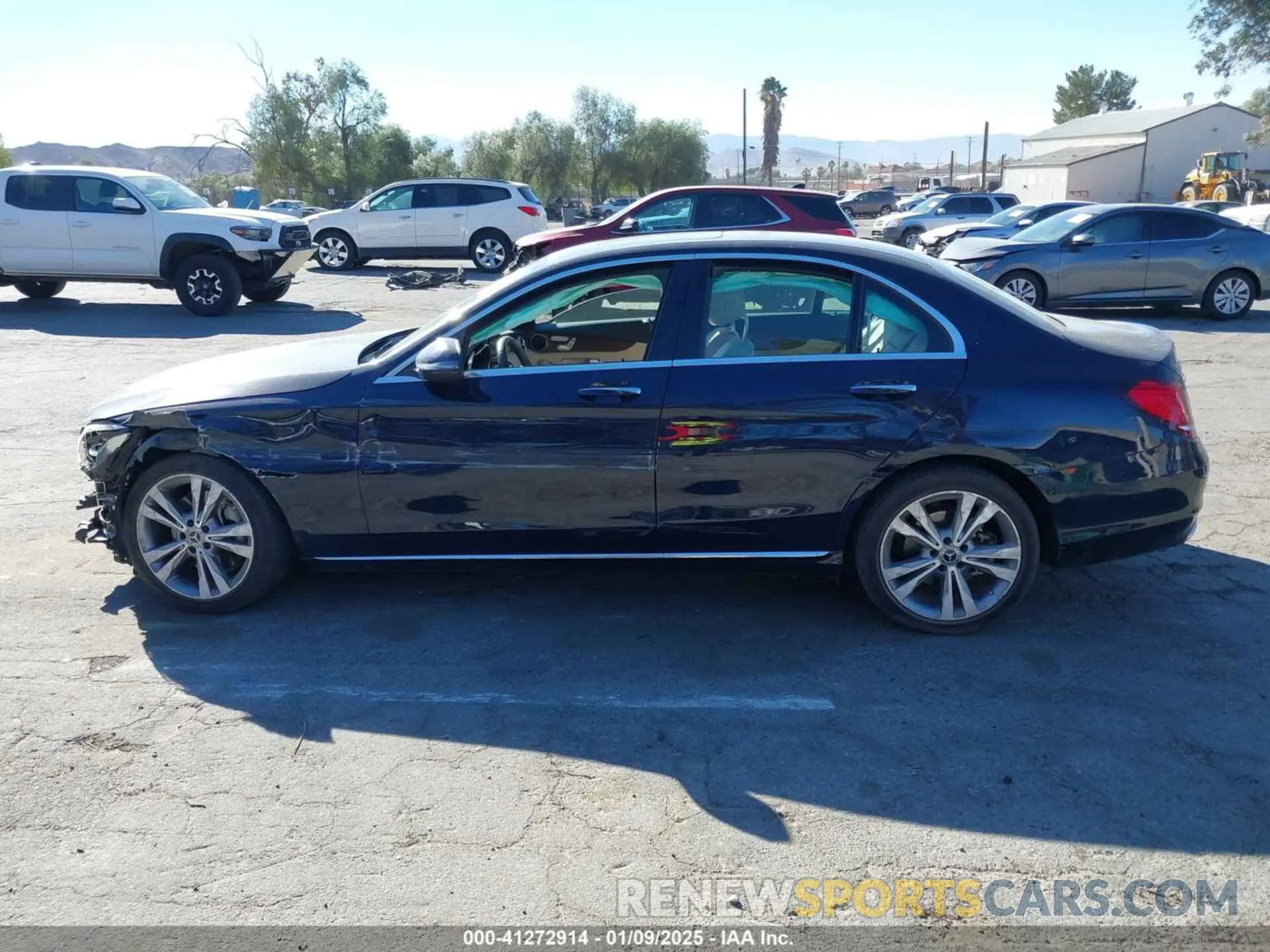 13 fotografías del automóvil dañado 55SWF8DB1KU285457 MERCEDES-BENZ C 300 2019