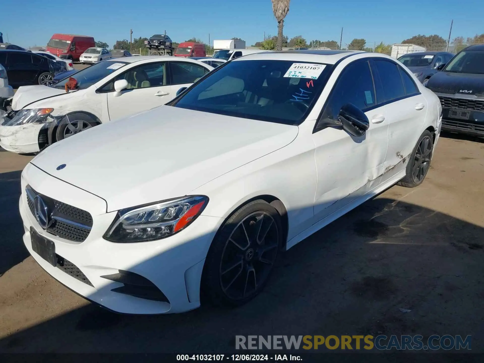 2 fotografías del automóvil dañado 55SWF8DB3KU291793 MERCEDES-BENZ C 300 2019