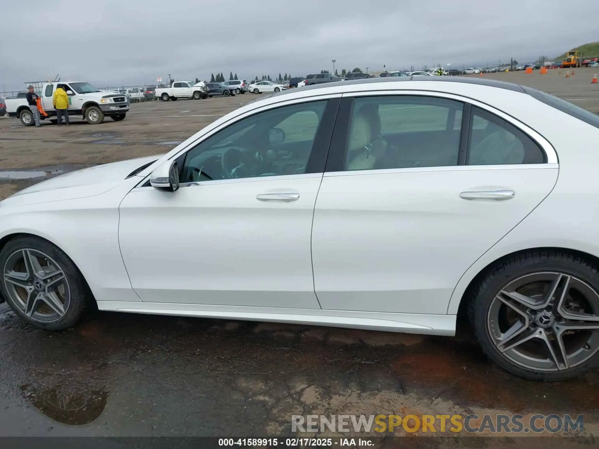 14 fotografías del automóvil dañado 55SWF8DB3KU314103 MERCEDES-BENZ C 300 2019
