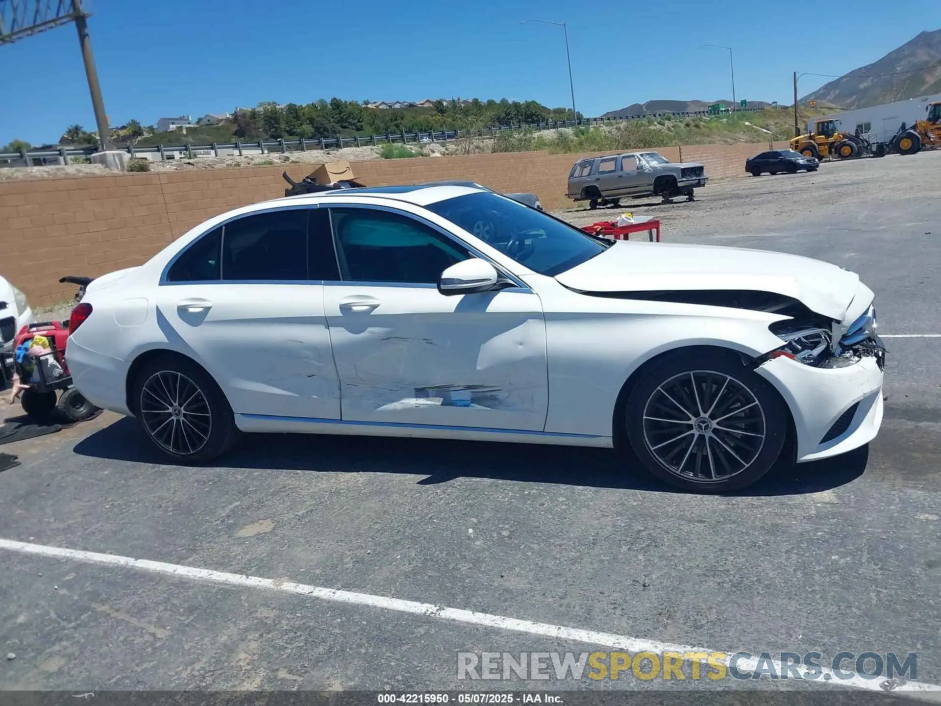 13 fotografías del automóvil dañado 55SWF8DB4KU294346 MERCEDES-BENZ C 300 2019