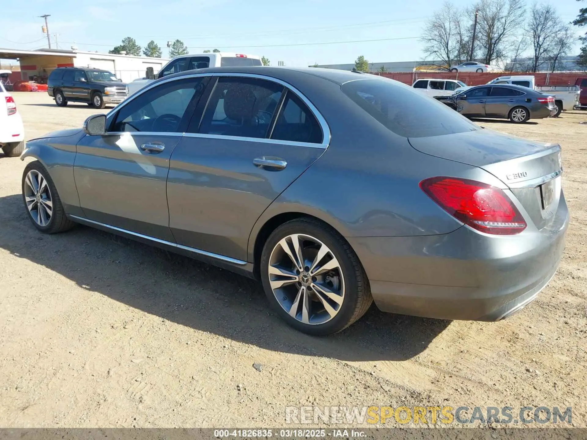 3 fotografías del automóvil dañado 55SWF8DB5KU293805 MERCEDES-BENZ C 300 2019