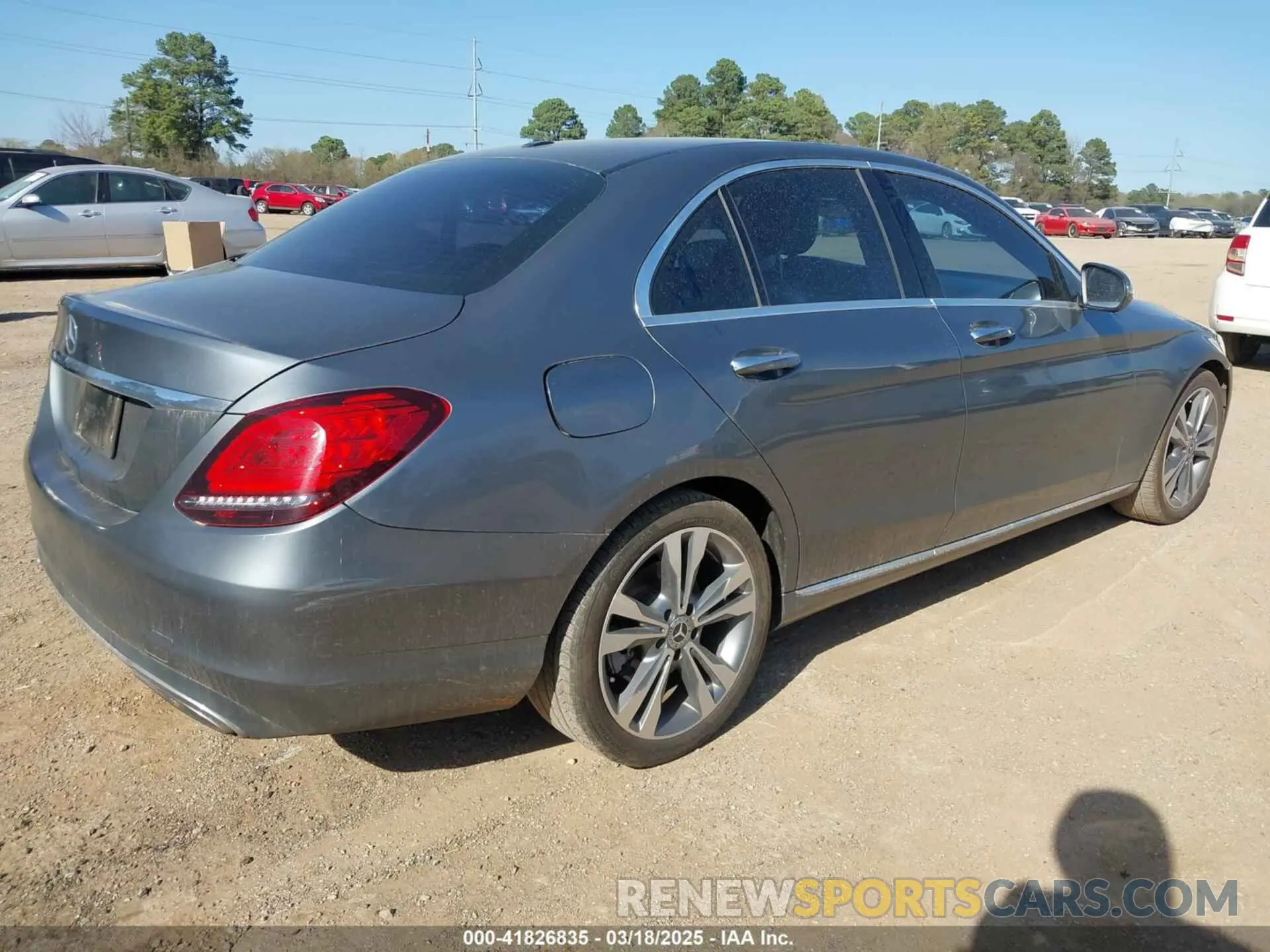 4 fotografías del automóvil dañado 55SWF8DB5KU293805 MERCEDES-BENZ C 300 2019
