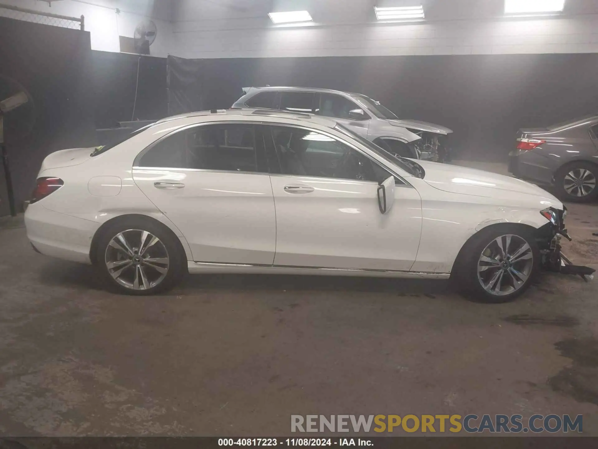 13 fotografías del automóvil dañado 55SWF8DB5KU301319 MERCEDES-BENZ C 300 2019