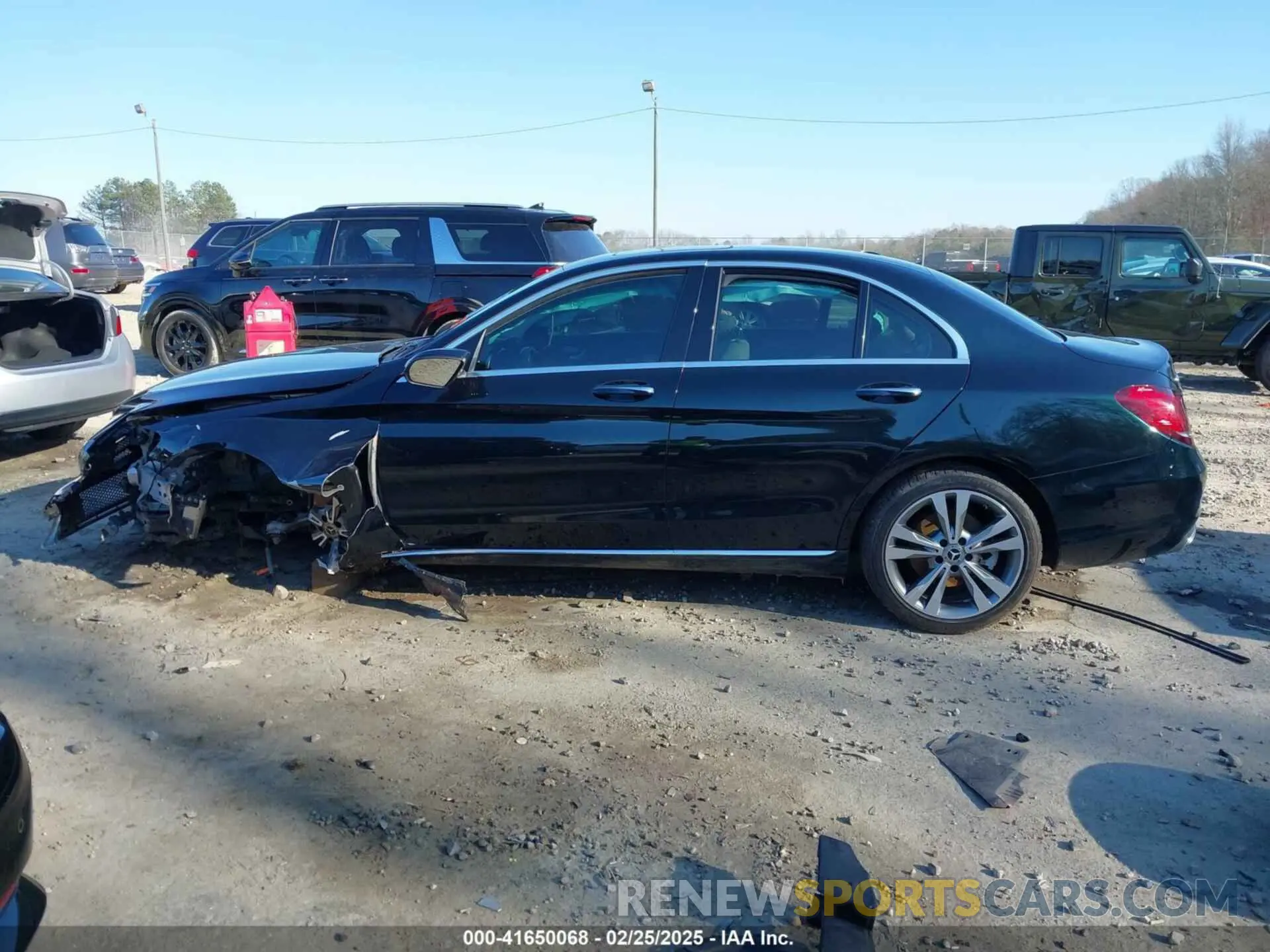 15 fotografías del automóvil dañado 55SWF8DB5KU311316 MERCEDES-BENZ C 300 2019