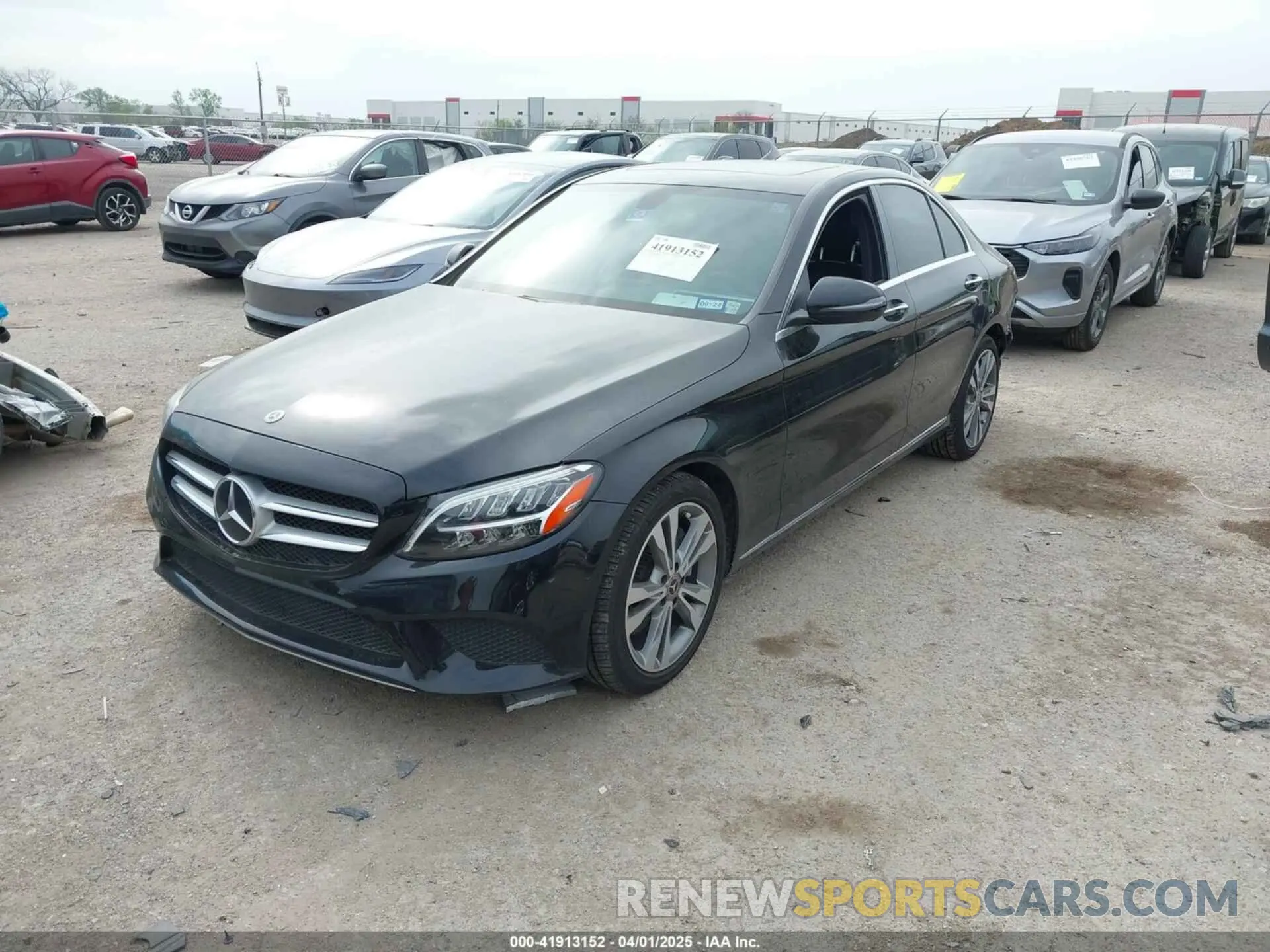 2 fotografías del automóvil dañado 55SWF8DB5KU311624 MERCEDES-BENZ C 300 2019