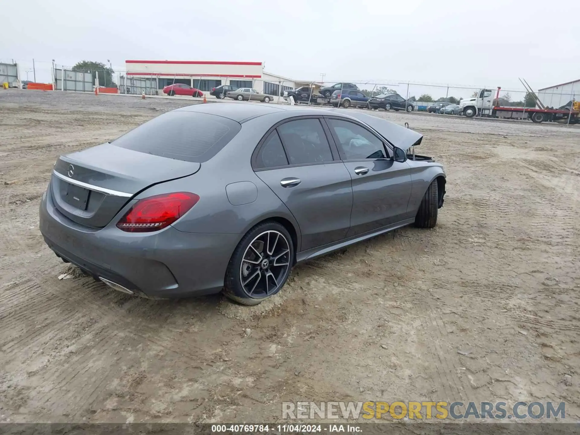 4 fotografías del automóvil dañado 55SWF8DB6KU294381 MERCEDES-BENZ C 300 2019