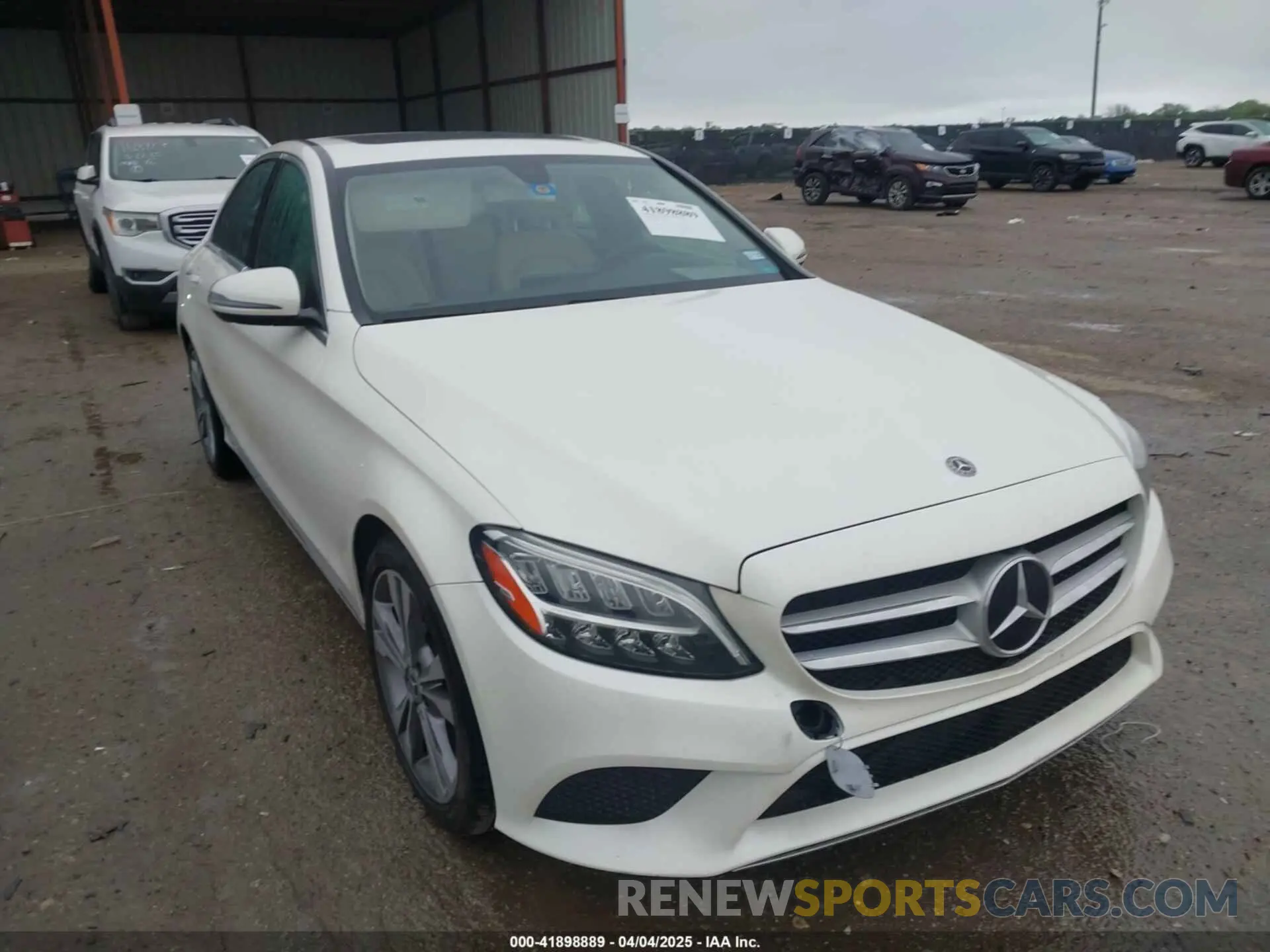 1 fotografías del automóvil dañado 55SWF8DB6KU297202 MERCEDES-BENZ C 300 2019