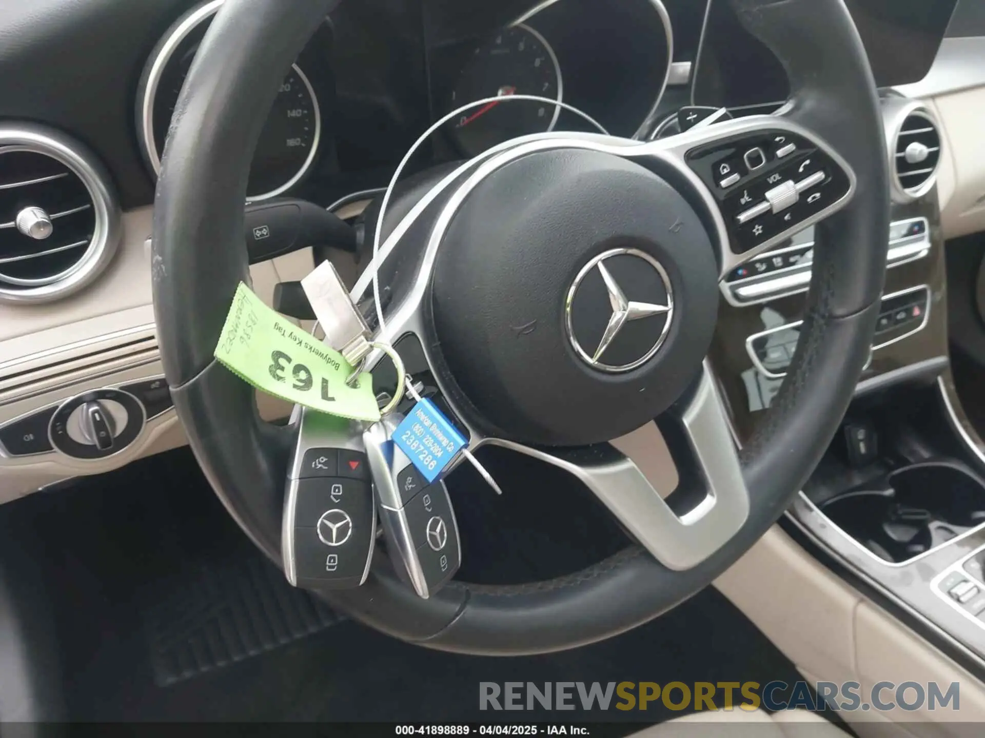 11 fotografías del automóvil dañado 55SWF8DB6KU297202 MERCEDES-BENZ C 300 2019