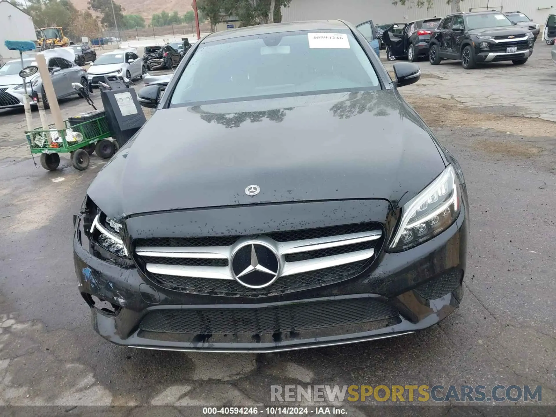 12 fotografías del automóvil dañado 55SWF8DB8KU296567 MERCEDES-BENZ C 300 2019