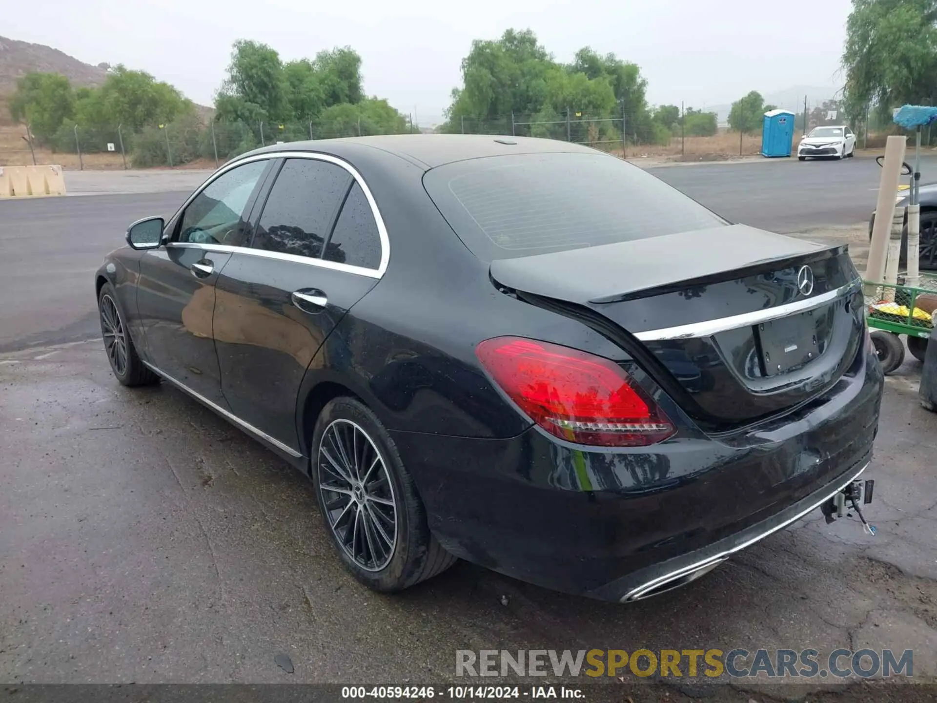 3 fotografías del automóvil dañado 55SWF8DB8KU296567 MERCEDES-BENZ C 300 2019
