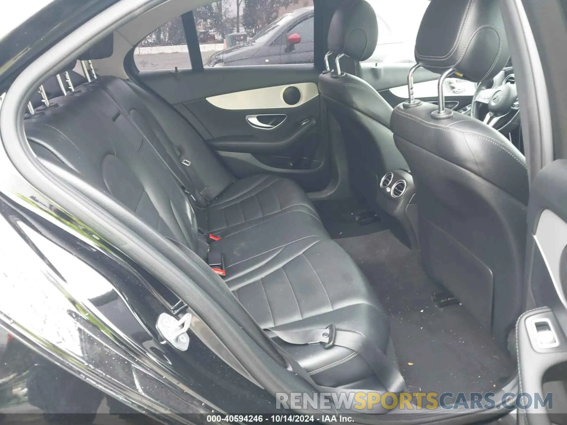 8 fotografías del automóvil dañado 55SWF8DB8KU296567 MERCEDES-BENZ C 300 2019