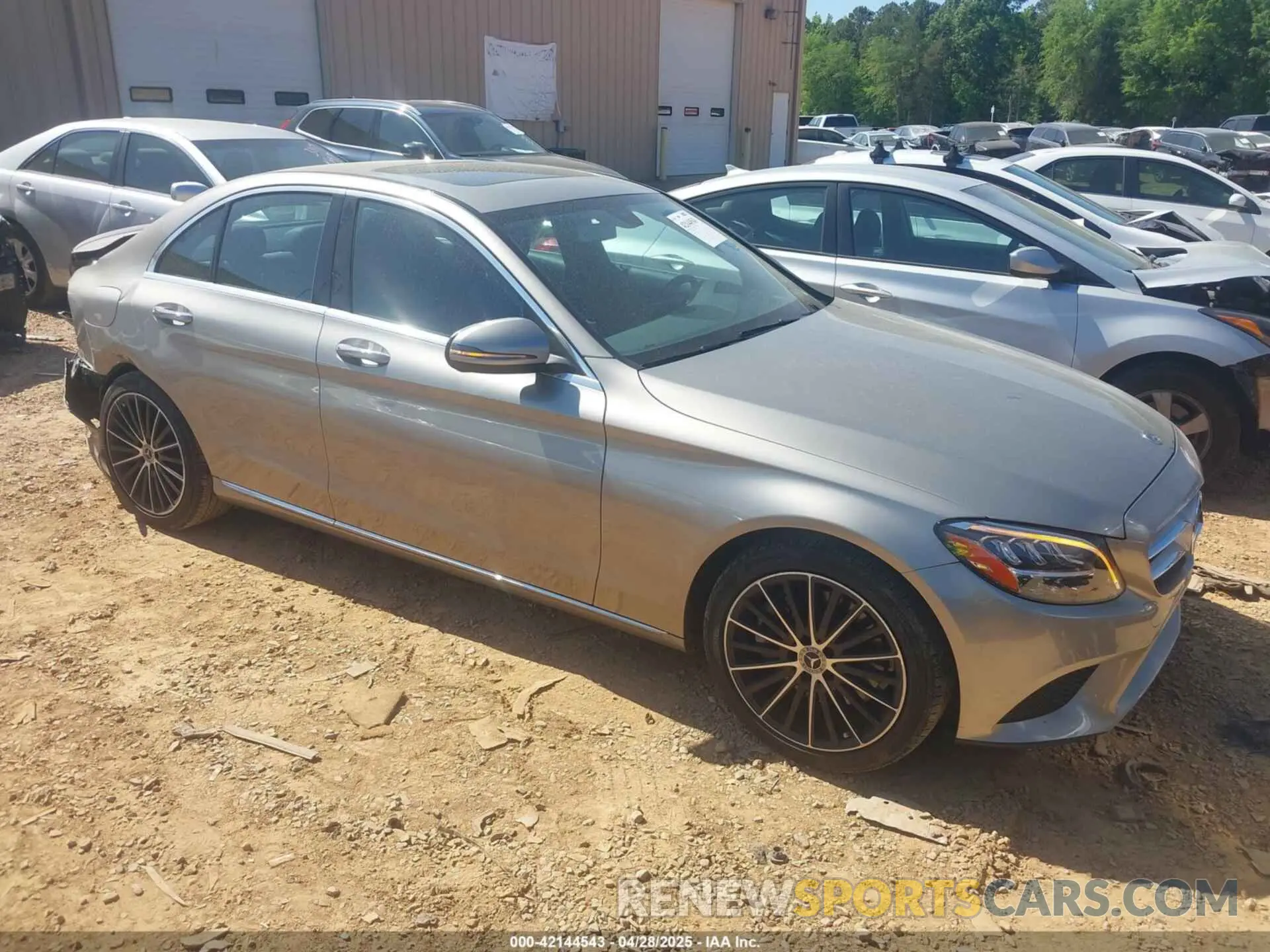 1 fotografías del automóvil dañado 55SWF8DB8KU308975 MERCEDES-BENZ C 300 2019