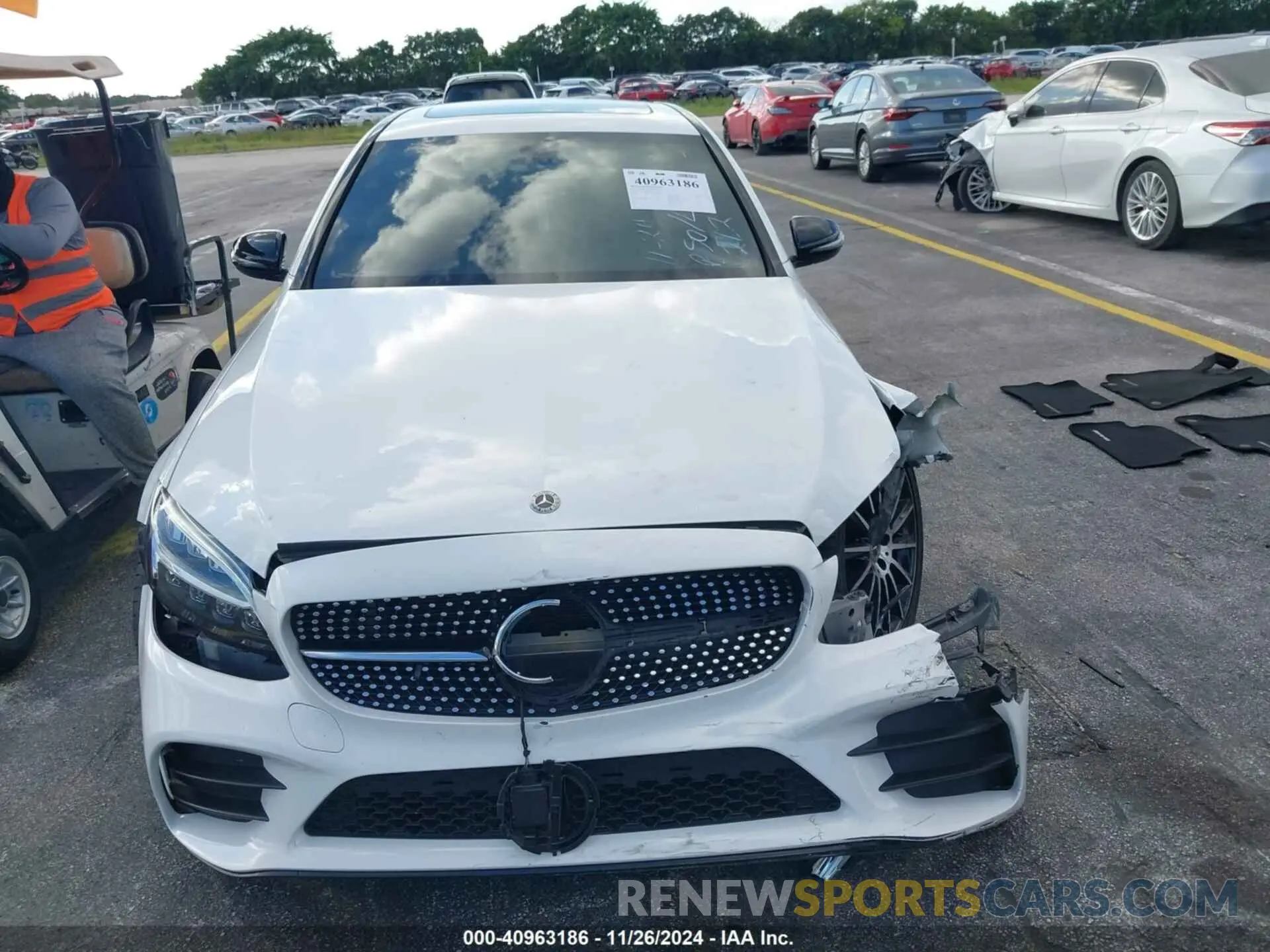 12 fotografías del automóvil dañado 55SWF8DB8KU311262 MERCEDES-BENZ C 300 2019