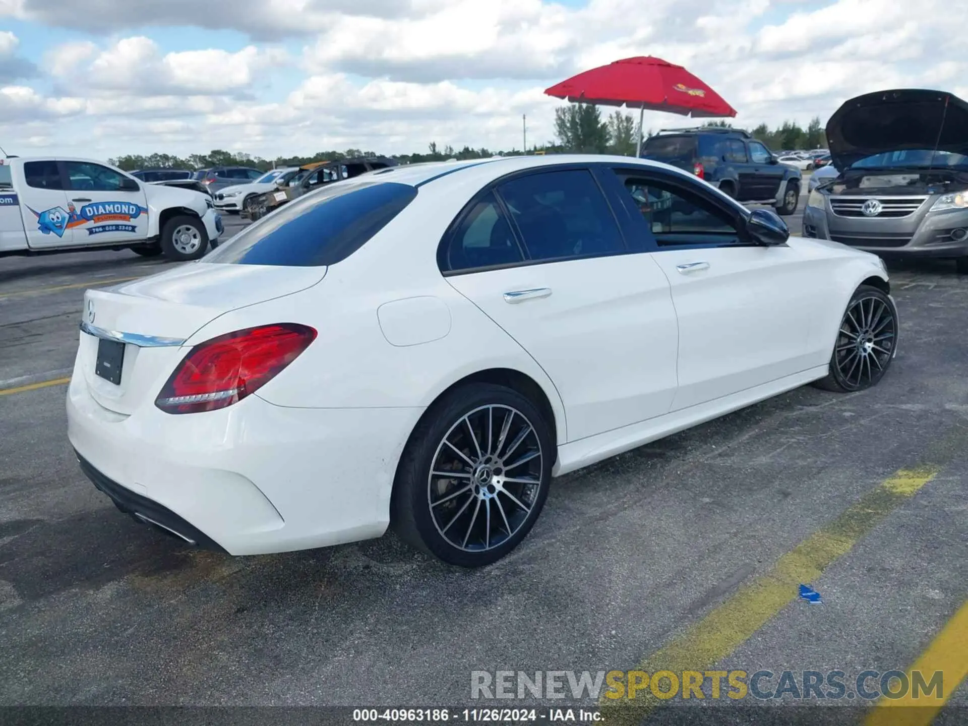 4 fotografías del automóvil dañado 55SWF8DB8KU311262 MERCEDES-BENZ C 300 2019
