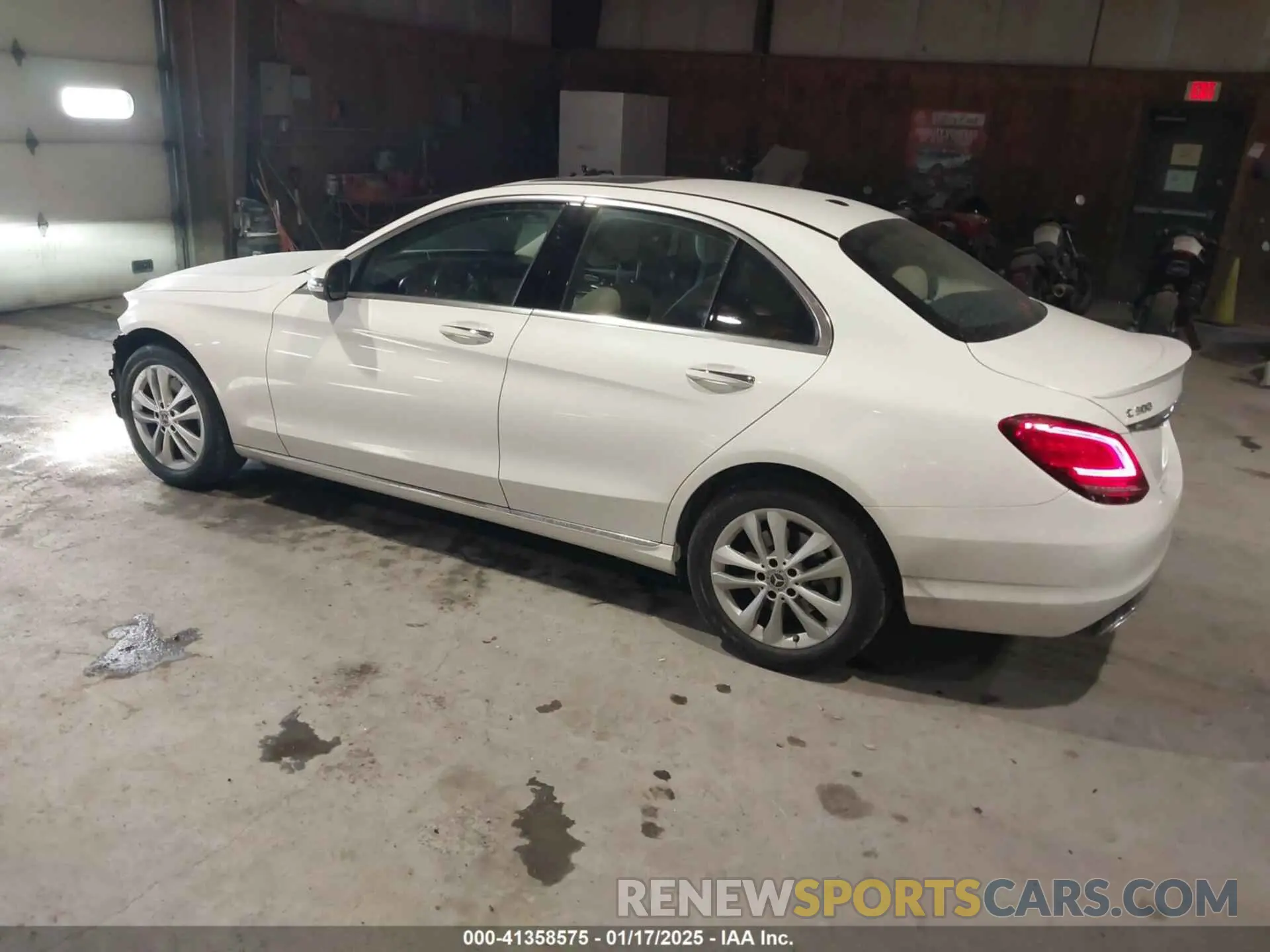 3 fotografías del automóvil dañado 55SWF8EB0KU286808 MERCEDES-BENZ C 300 2019