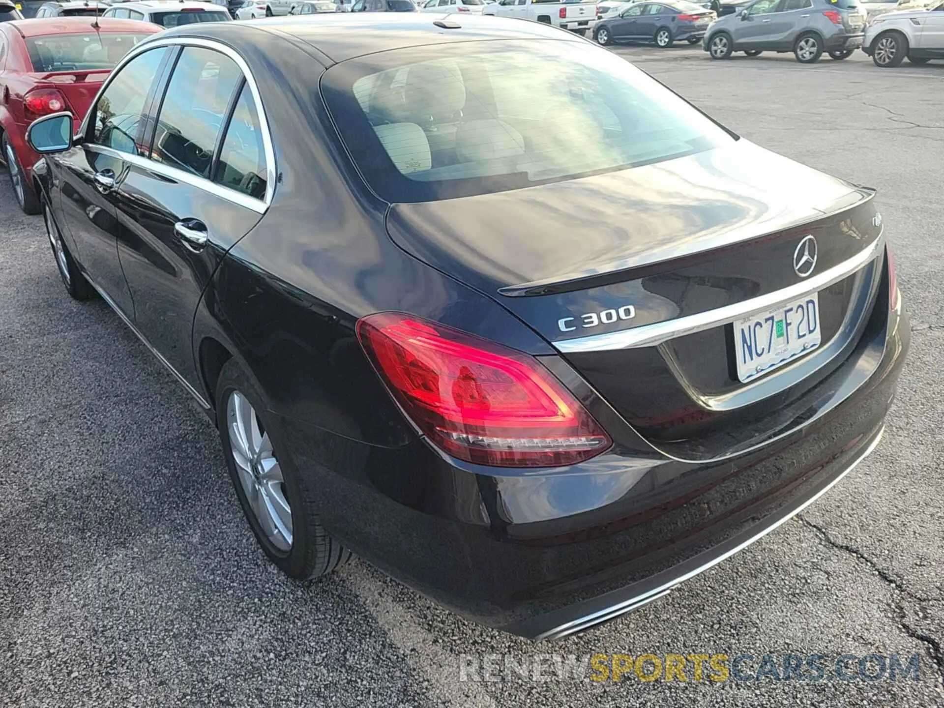 6 fotografías del automóvil dañado 55SWF8EB0KU311190 MERCEDES-BENZ C 300 2019