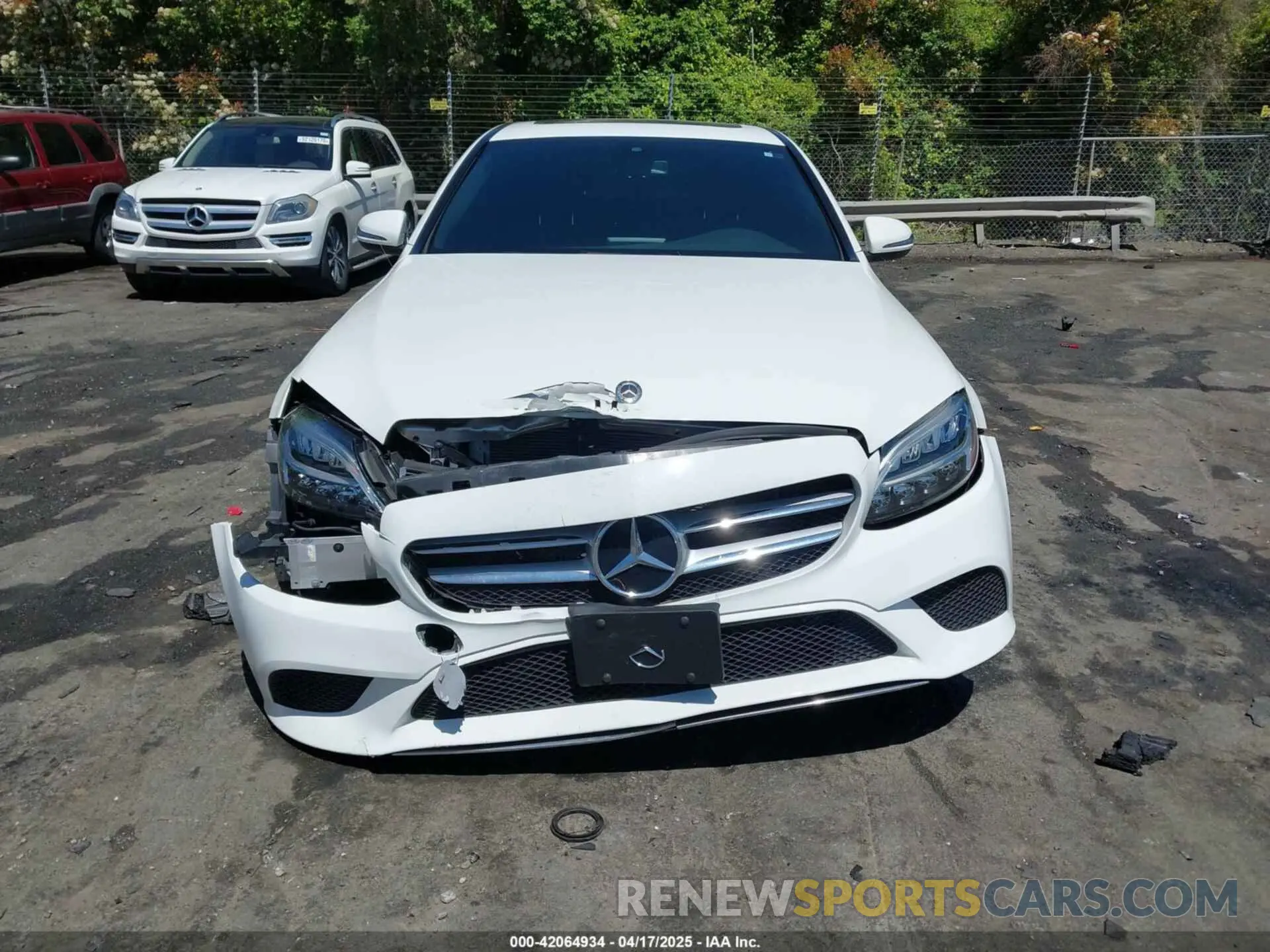 12 fotografías del automóvil dañado 55SWF8EB3KU297396 MERCEDES-BENZ C 300 2019