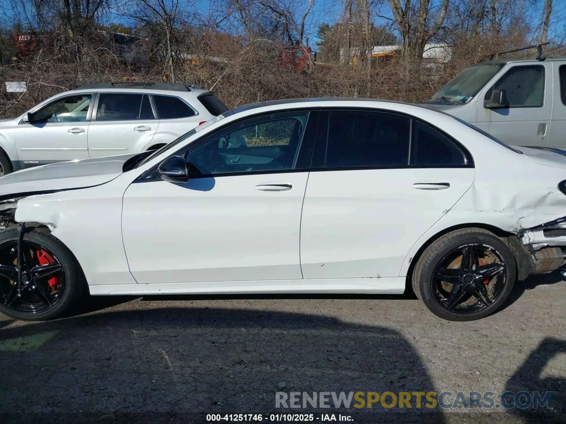 14 fotografías del automóvil dañado 55SWF8EB4KU321155 MERCEDES-BENZ C 300 2019