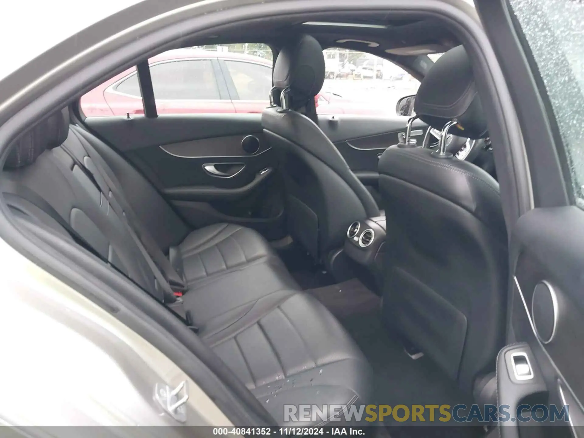 8 fotografías del automóvil dañado 55SWF8EB5KU285928 MERCEDES-BENZ C 300 2019