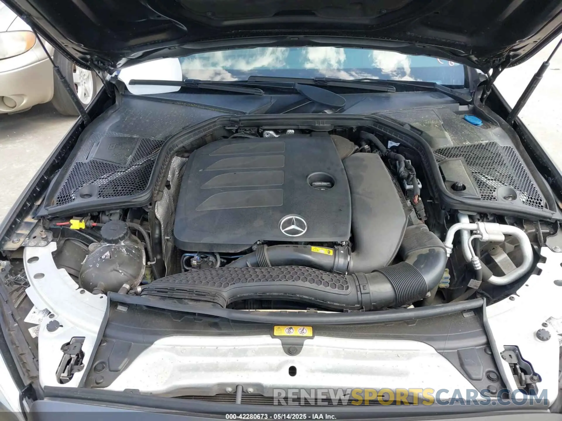10 fotografías del automóvil dañado 55SWF8EB6KU298297 MERCEDES-BENZ C 300 2019