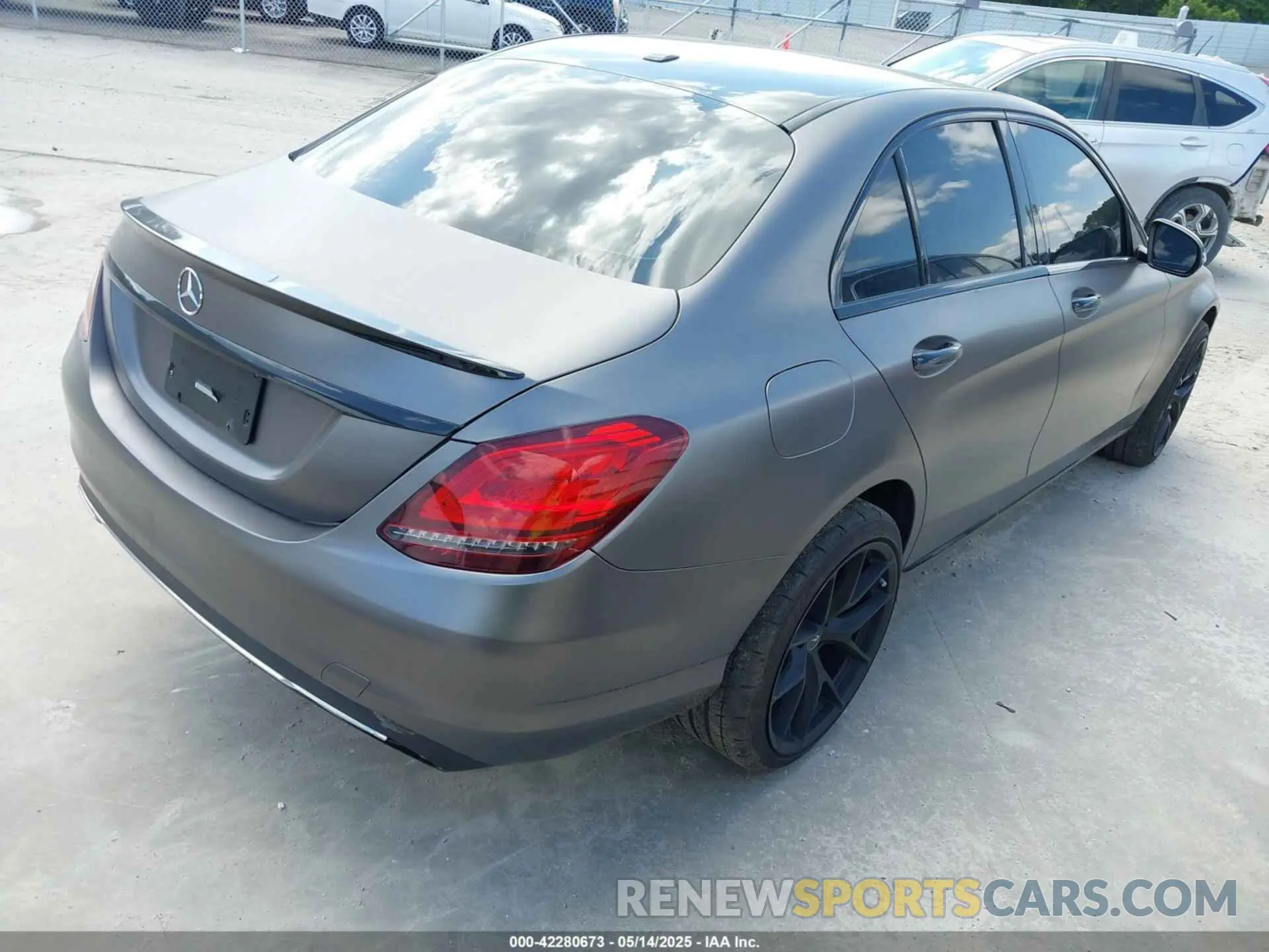 4 fotografías del automóvil dañado 55SWF8EB6KU298297 MERCEDES-BENZ C 300 2019