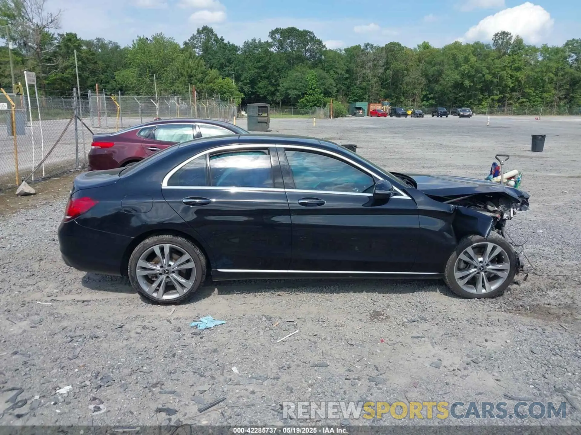 12 fotografías del automóvil dañado 55SWF8EB7KU301367 MERCEDES-BENZ C 300 2019